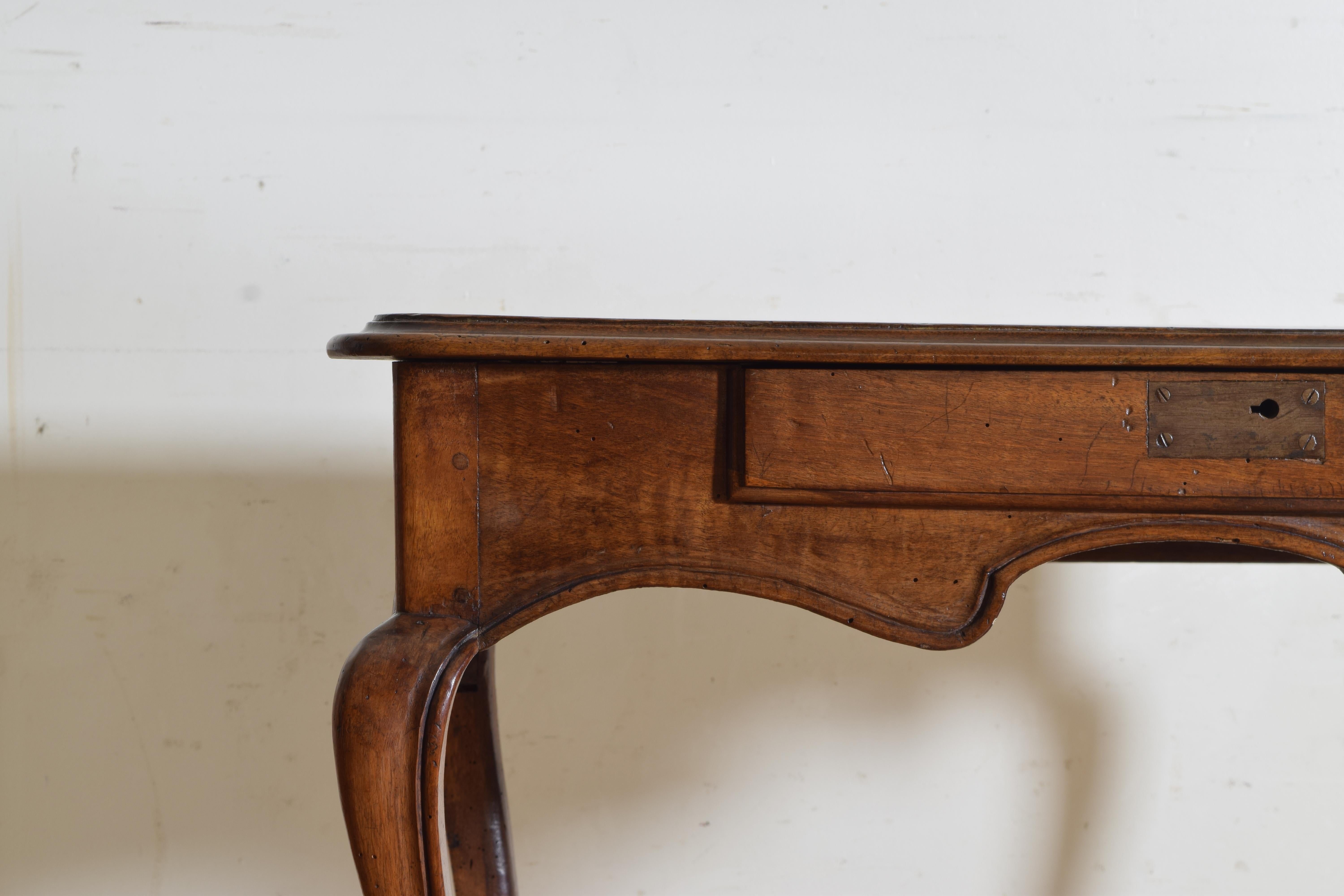 French Louis XV Period Walnut 1-Drawer Table, Carved Apron, Mid-18th Century 4