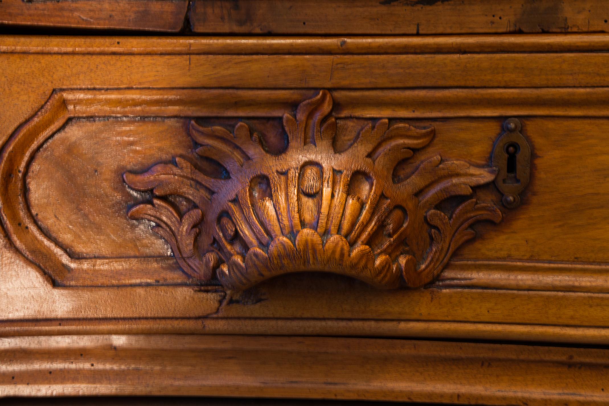 French Louis XV Period Walnut Hand Carved Commode, circa 1750 For Sale 5