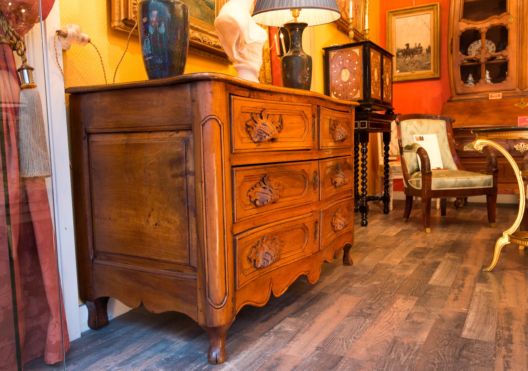 Hand-Carved French Louis XV Period Walnut Hand Carved Commode, circa 1750 For Sale