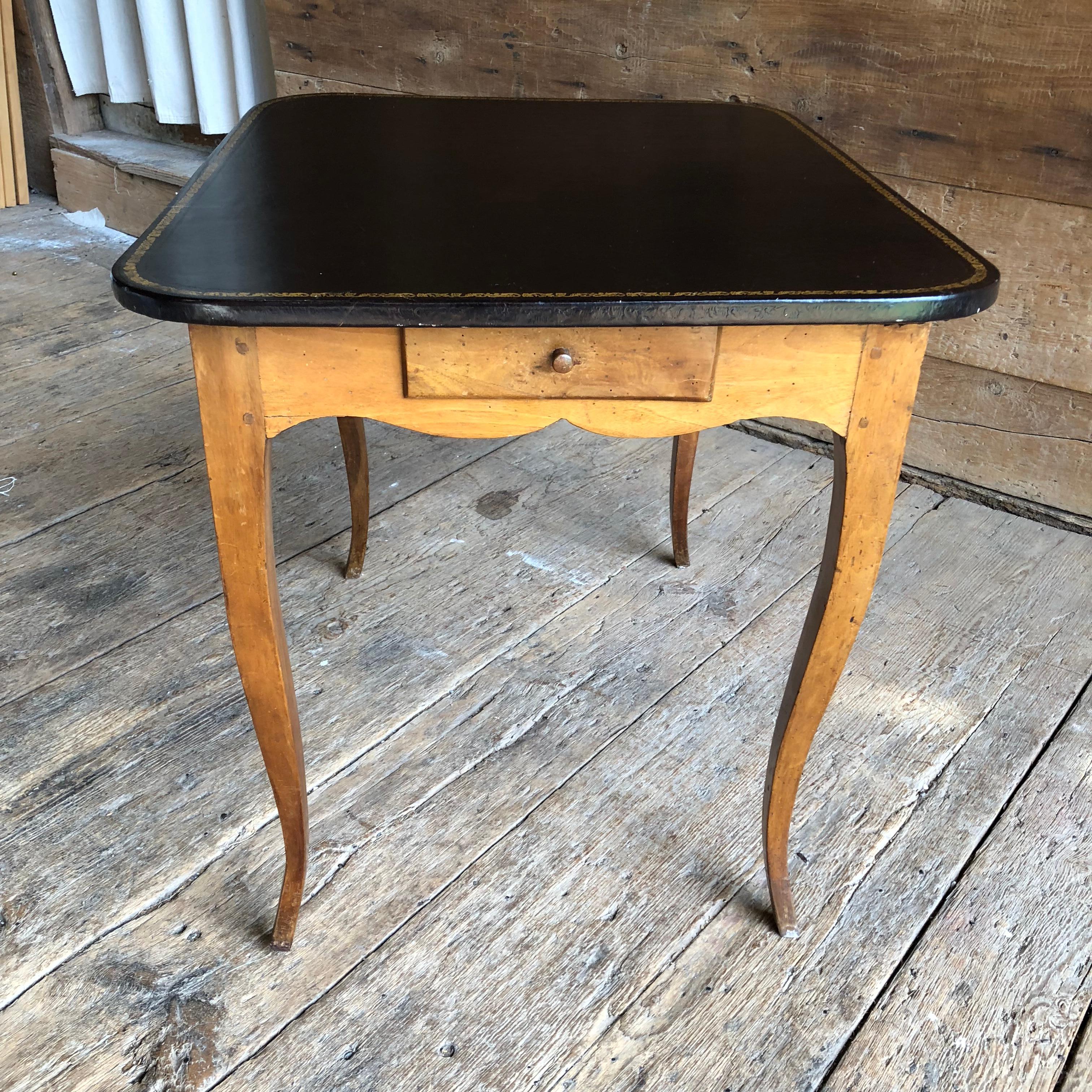 Leather Top Louis XV Period Writing Table, 18th Century 2