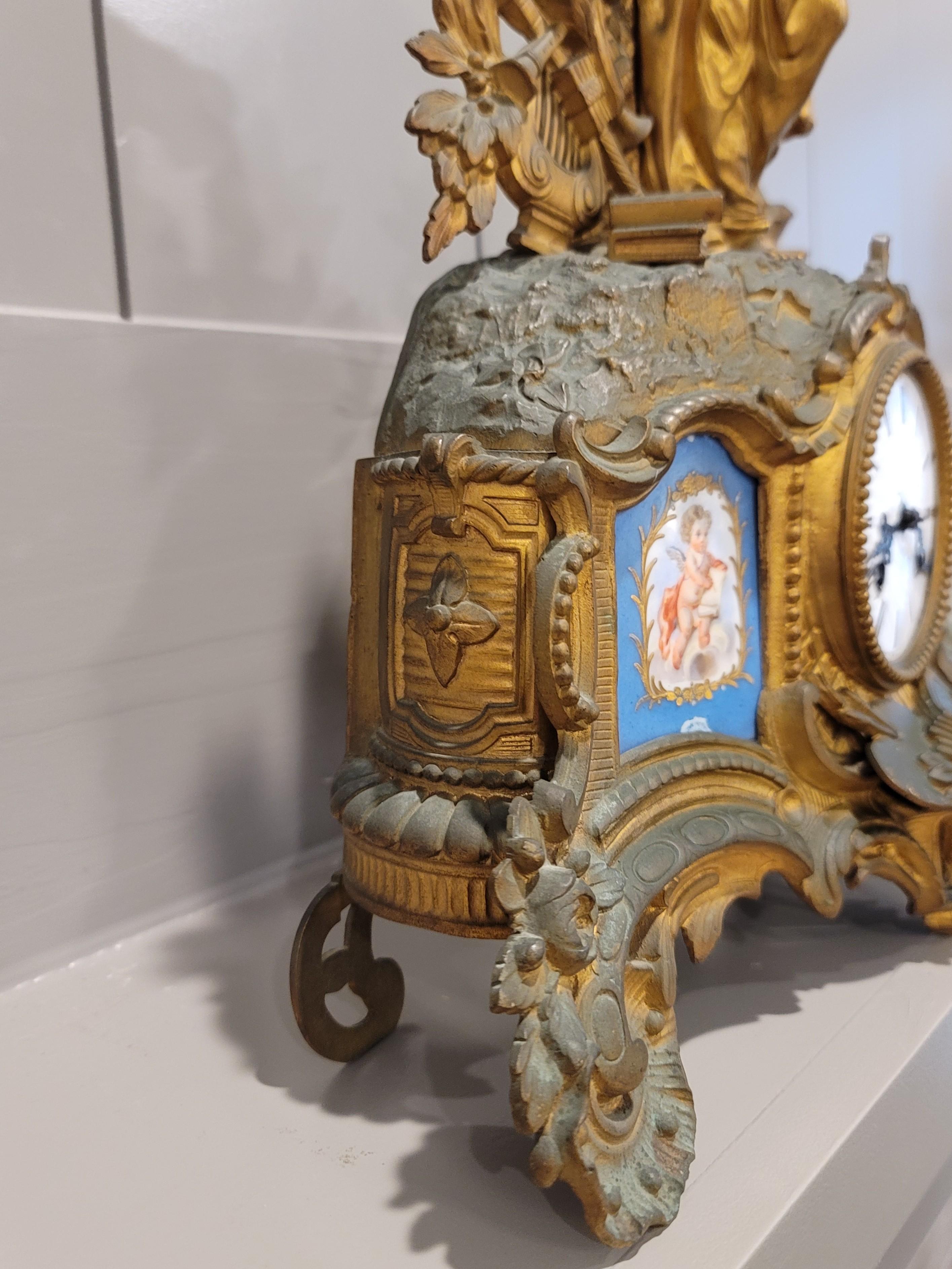 Horloge française Louis XV en porcelaine patinée et bronze doré signée Hottot Japy Frères en vente 7