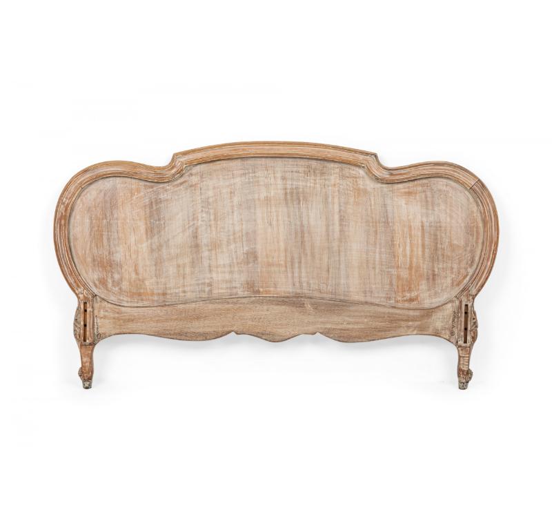 French Louis XV Provincial Bleached Full Bed In Good Condition For Sale In Queens, NY