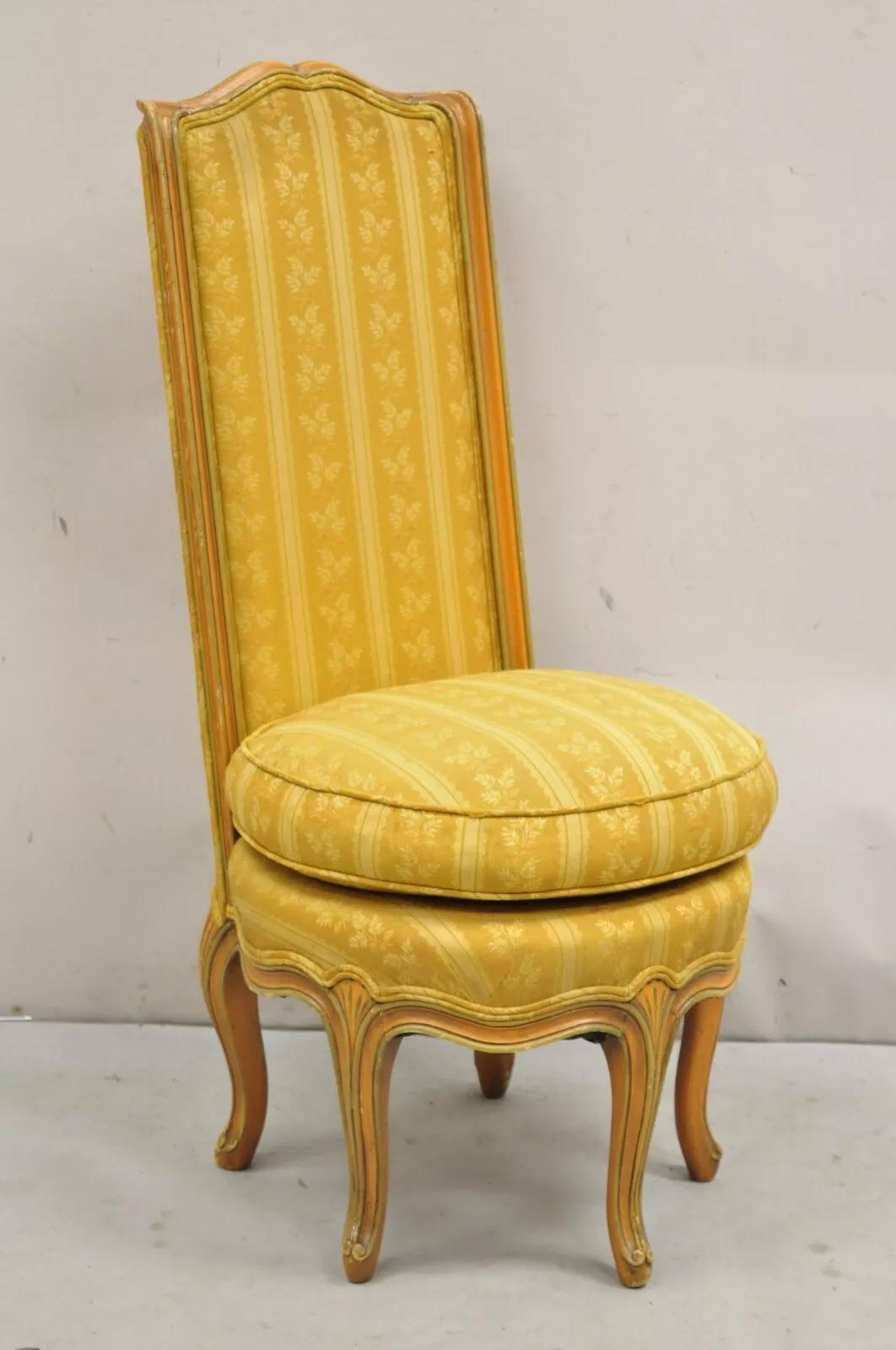 Silla Babucha Francesa de Cinco Patas Estilo Provincial Luis XV Pintada de Melocotón en venta 6