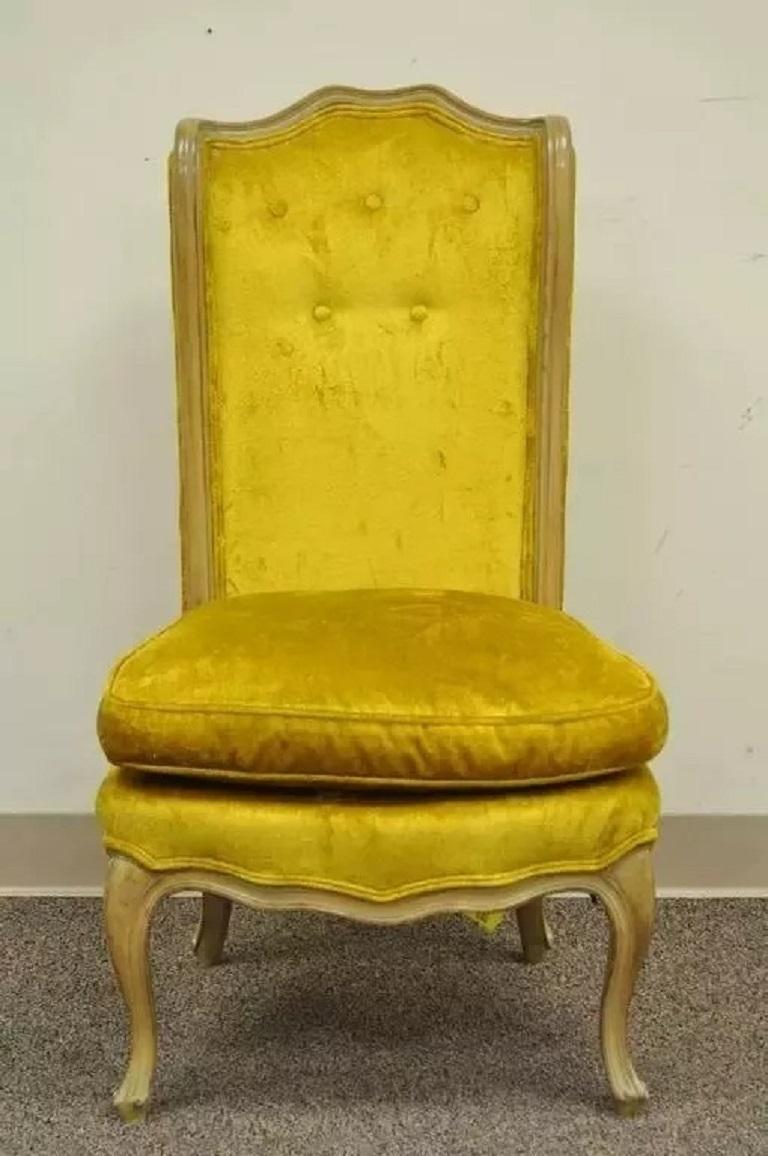 French Louis XV Provincial Style Yellow Boudoir Curved Back Gold Slipper Chair For Sale 4