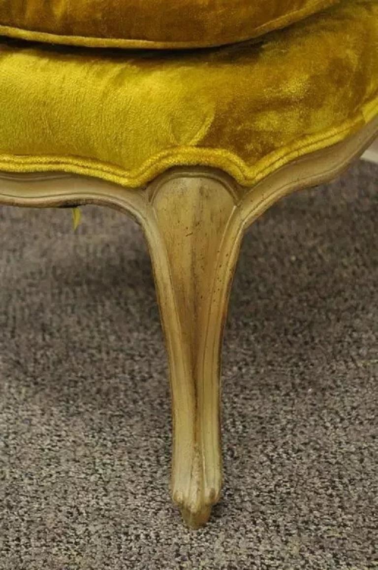 French Louis XV Provincial Style Yellow Boudoir Curved Back Gold Slipper Chair In Good Condition For Sale In Philadelphia, PA