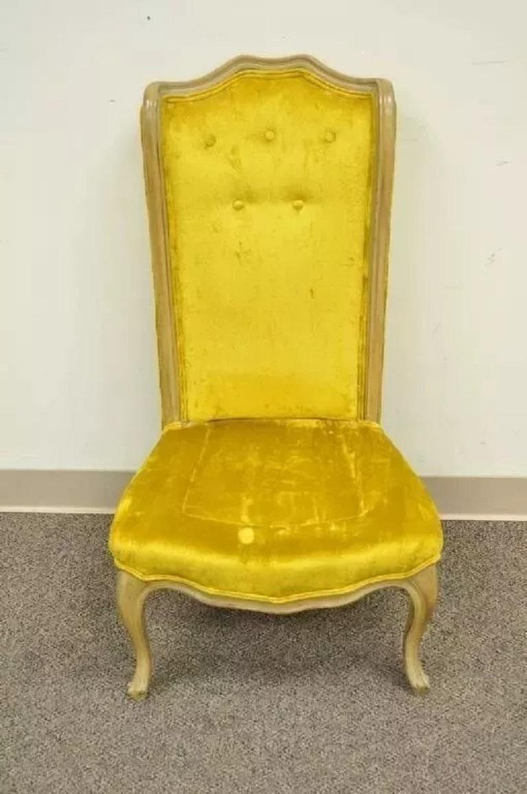 20th Century French Louis XV Provincial Style Yellow Boudoir Curved Back Gold Slipper Chair For Sale