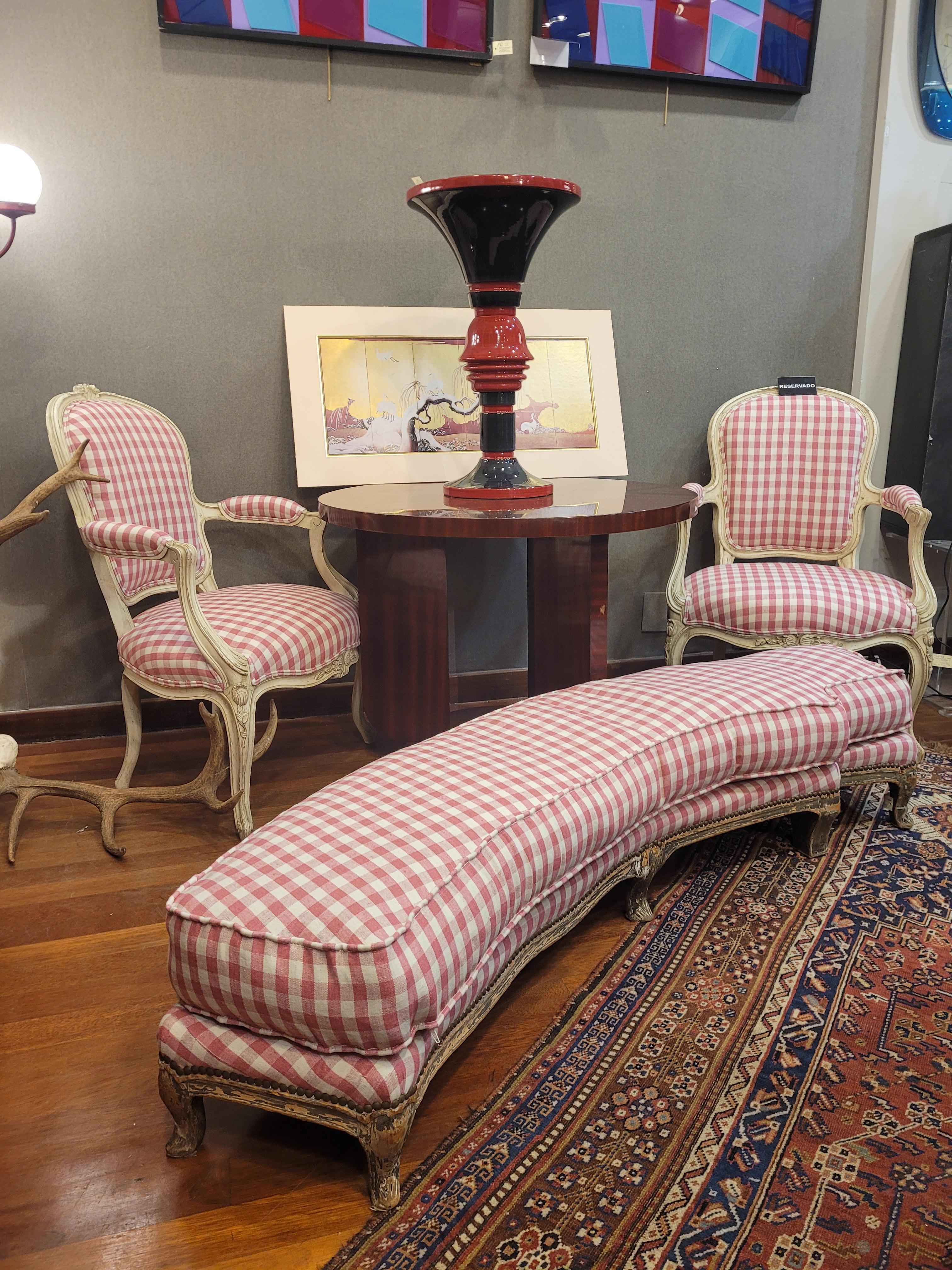 French Louis XV Red Checkered Fabric and Carved Wood Bench, Stool 15
