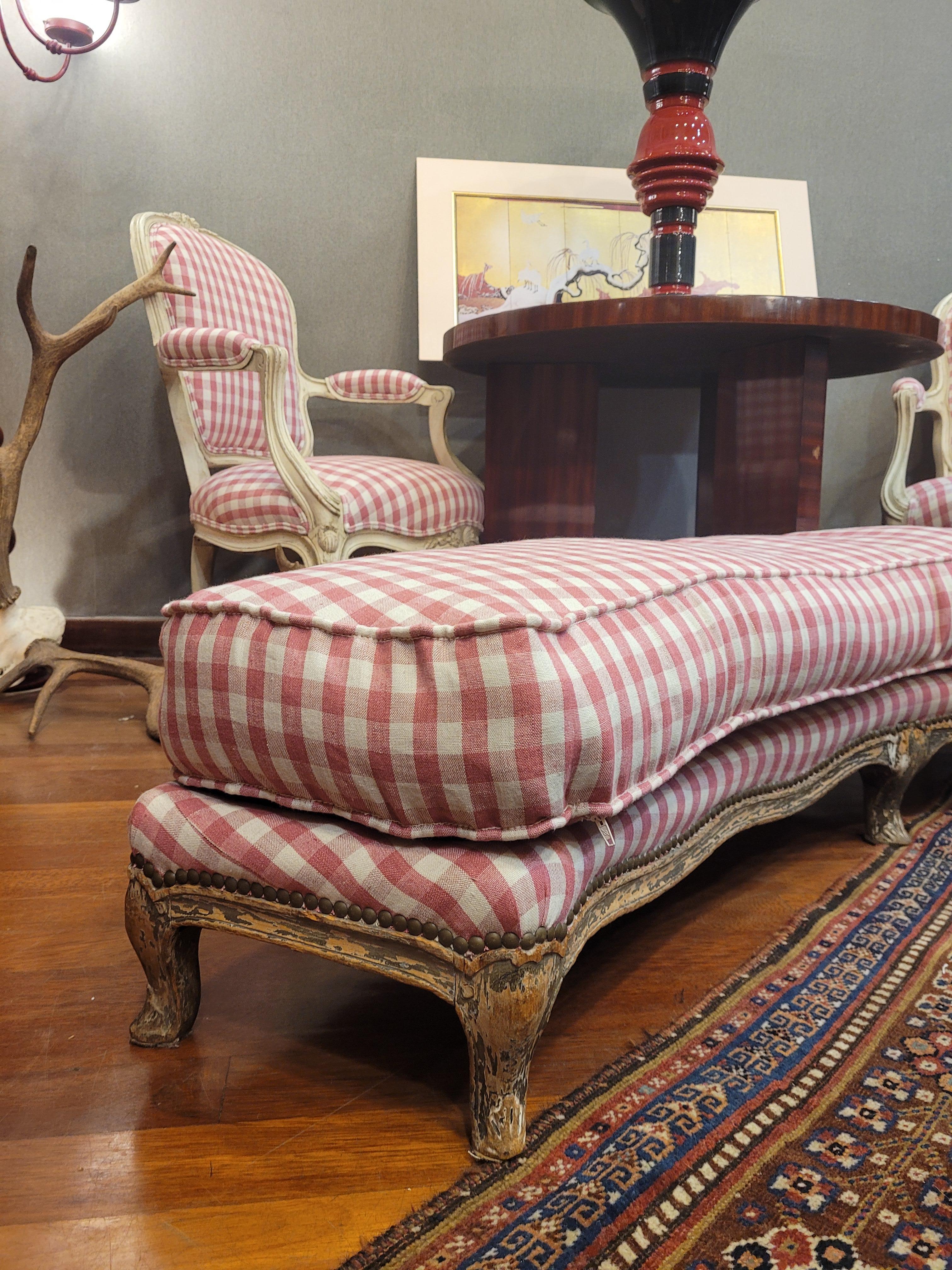 Hand-Crafted French Louis XV Red Checkered Fabric and Carved Wood Bench, Stool