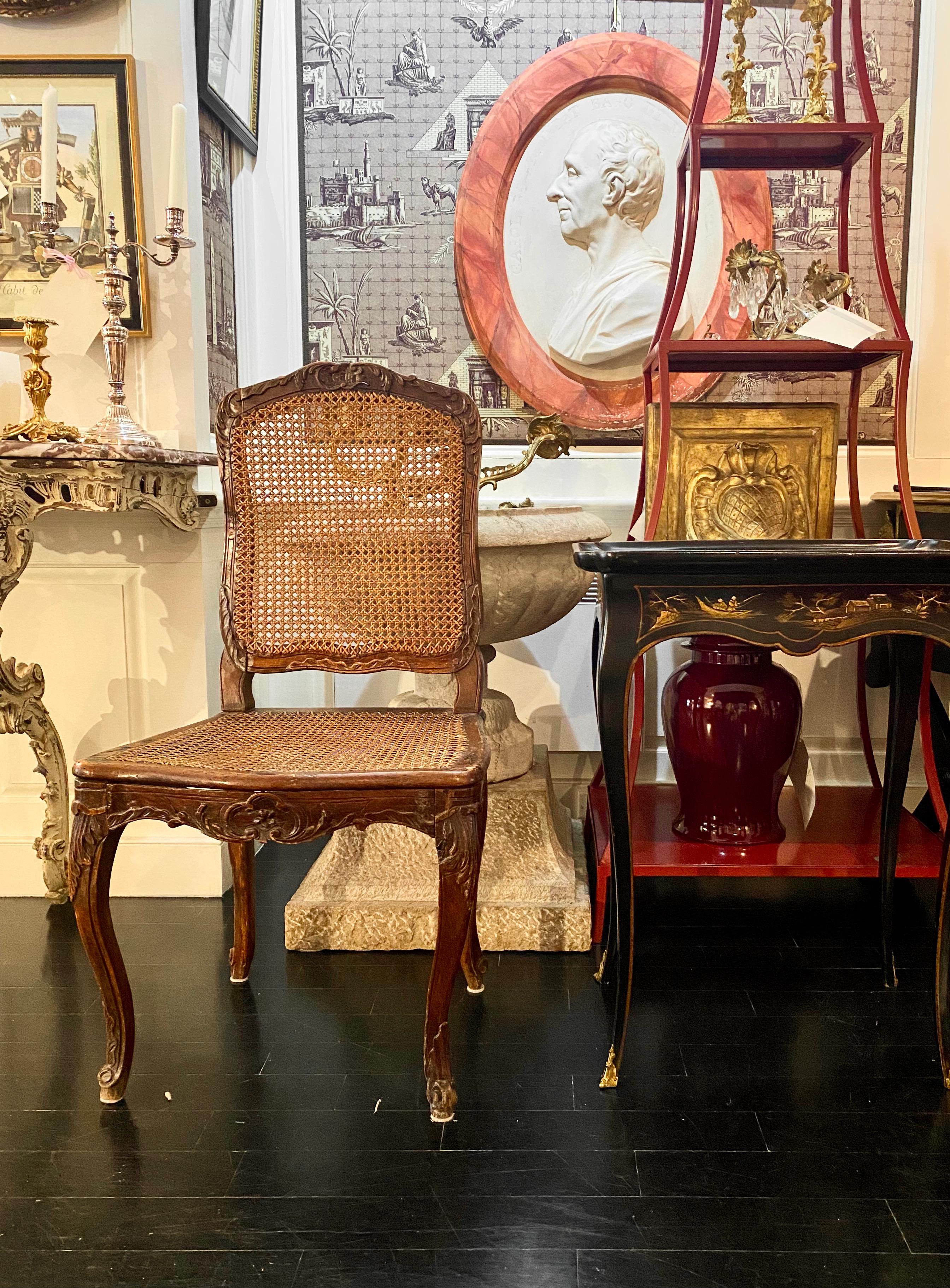 French, Louis XV Régence Caned Chairs, 18th Century, Two Similar For Sale 6