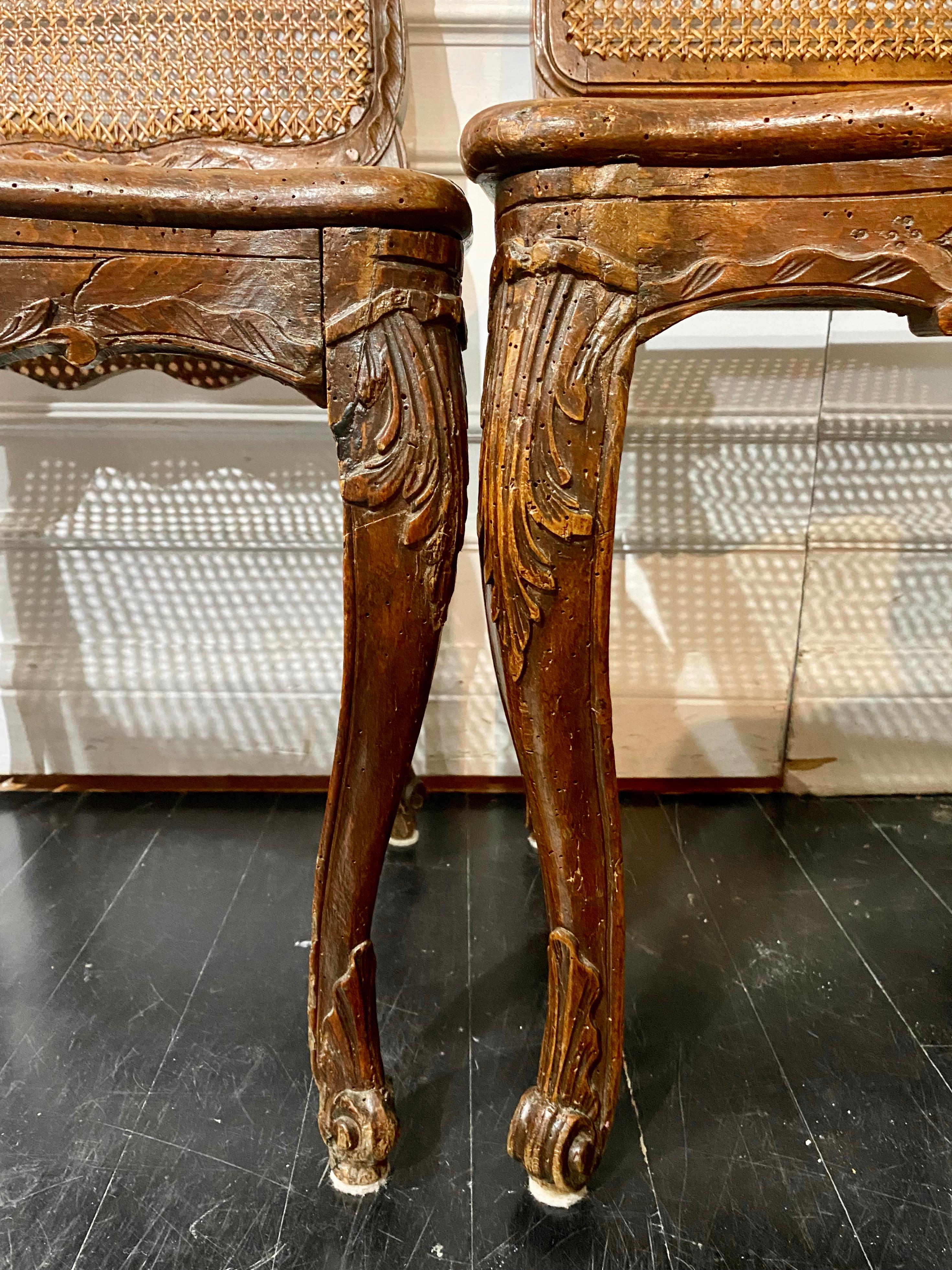 French, Louis XV Régence Caned Chairs, 18th Century, Two Similar For Sale 3