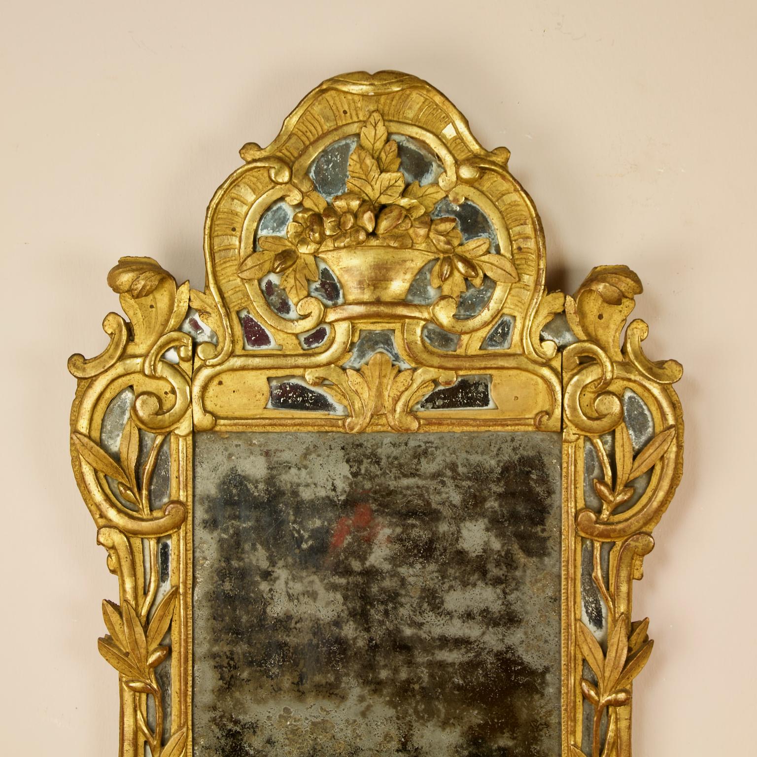 French Louis XV Rococo 18th Century Carved Gilt Wood Flower Basket Wall Mirror 3