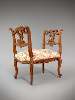 French Louis XV Rococo Style Boudoir Dressing Bench