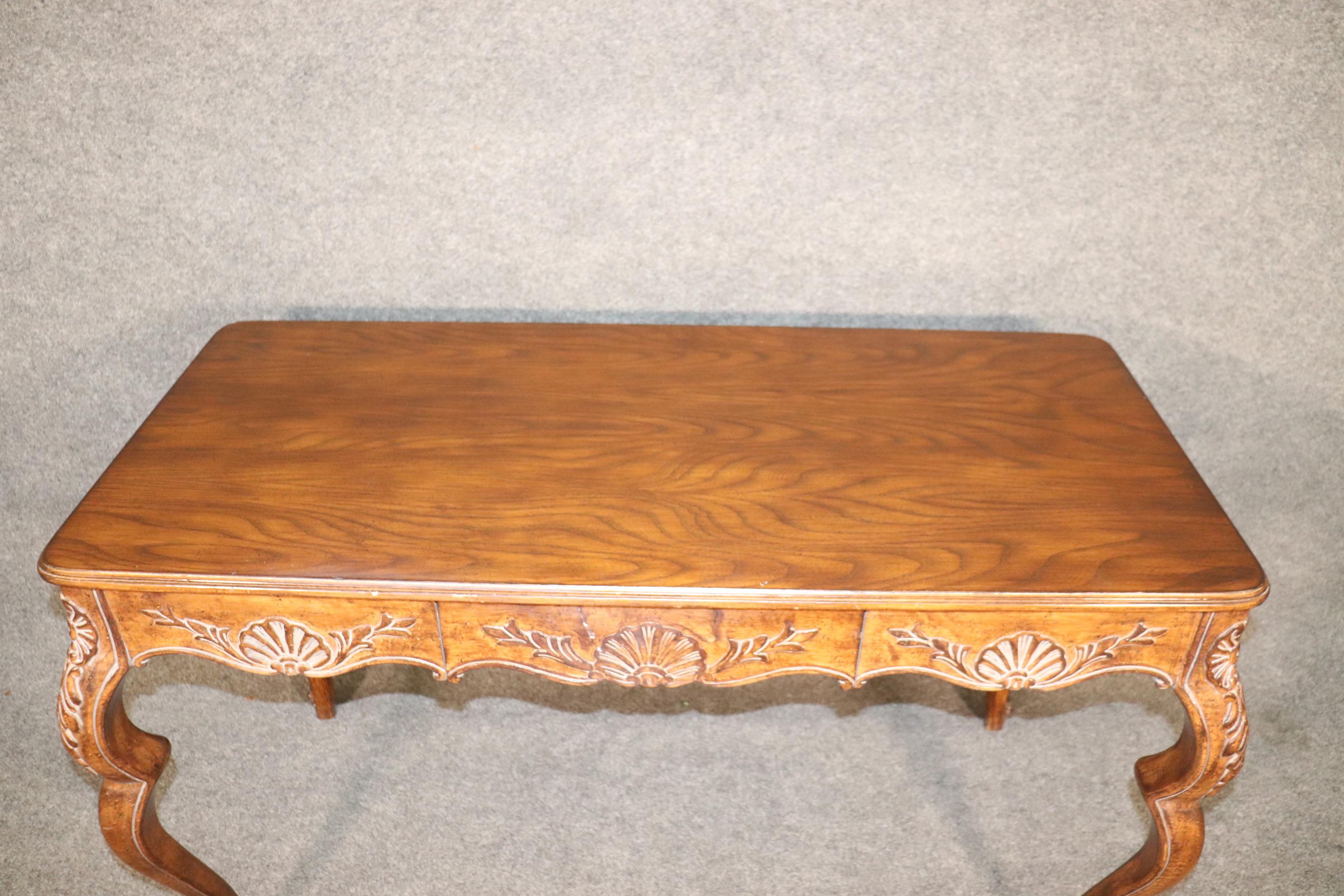 French Louis XV Rococo Style Walnut Writing Desk Table Circa 1960s  For Sale 6