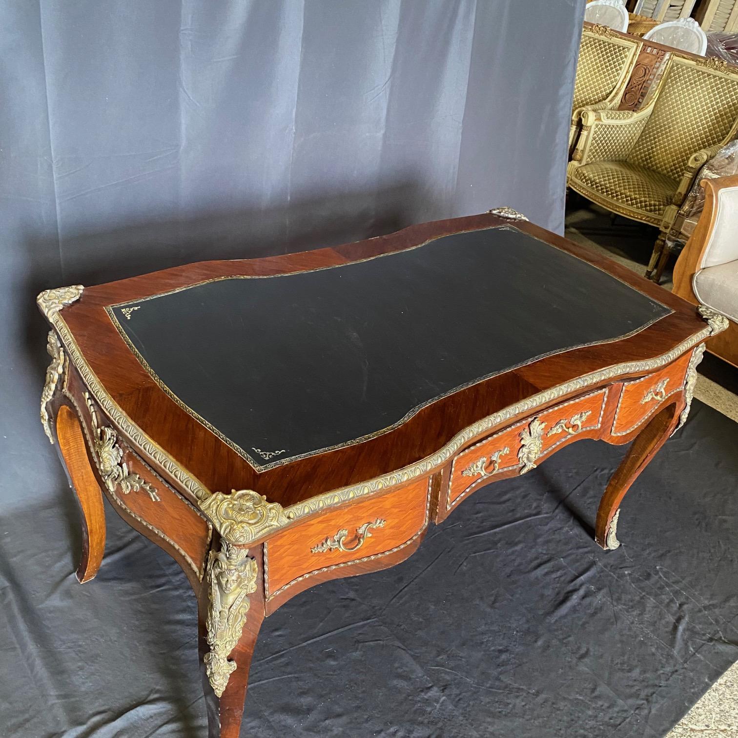 French Louis XV Satinwood and Mahogany Bureau Plat Leather Top Writing Desk For Sale 2