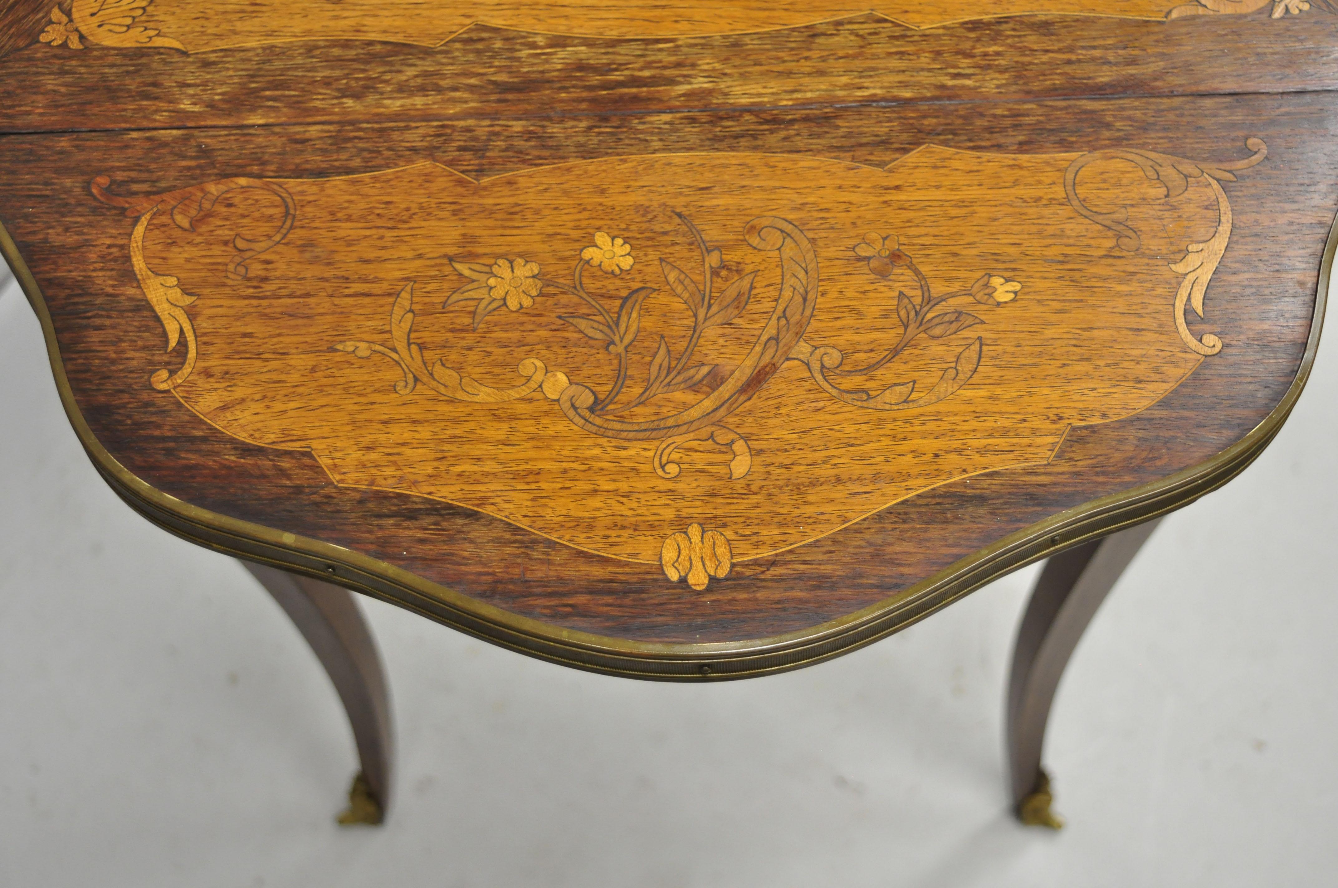 French Louis XV Satinwood Inlay Triple Drop Leaf Side Table with Bronze Ormolu For Sale 3