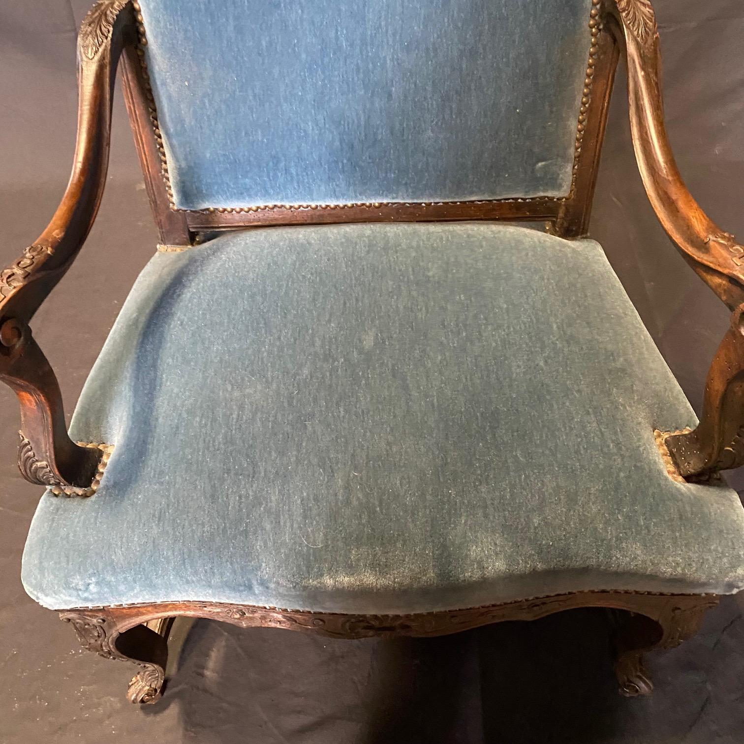 19th Century French Louis XV Set of 4 Chairs with Original Blue Mohair Upholstery For Sale