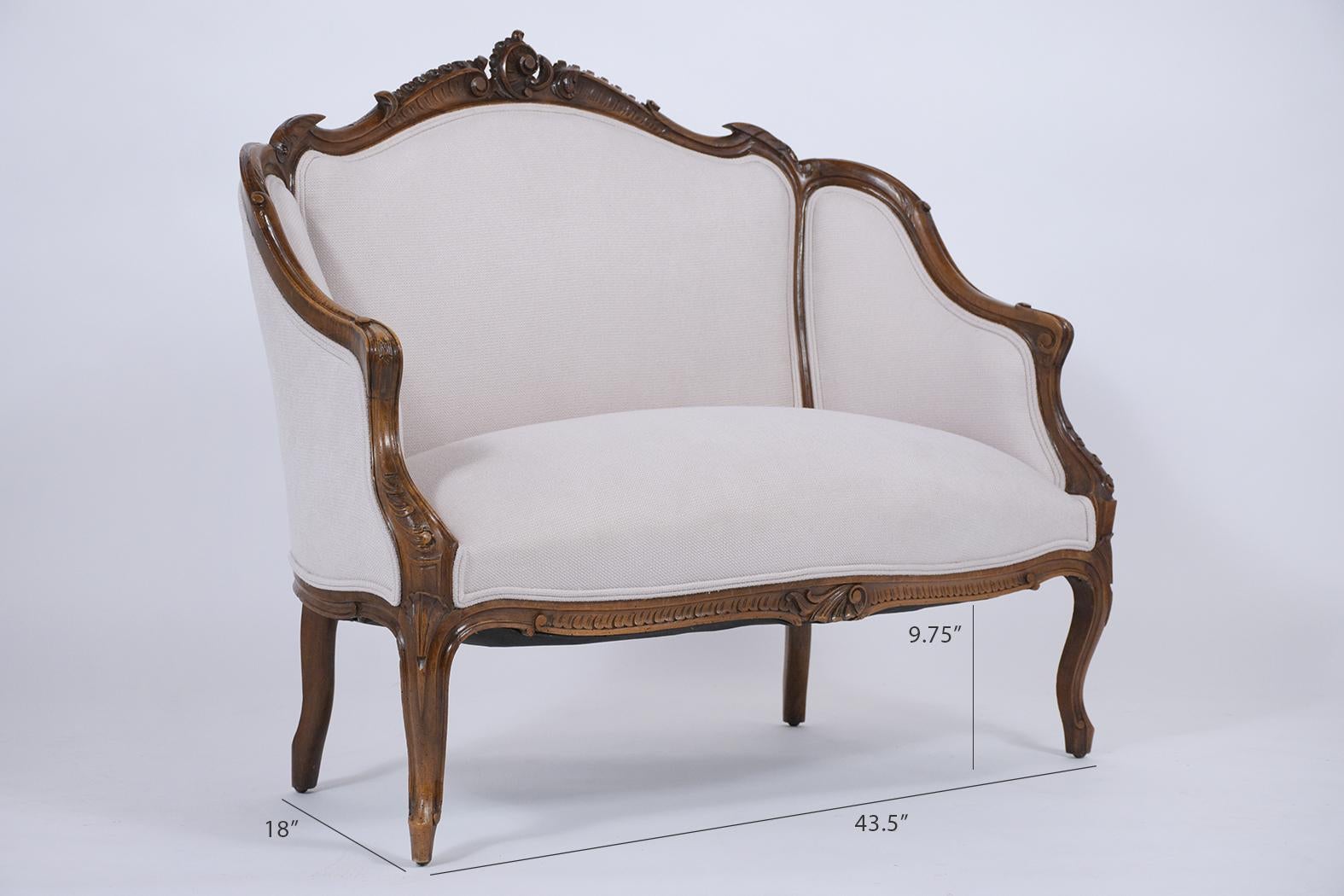 French Louis XV Settee In Good Condition In Los Angeles, CA