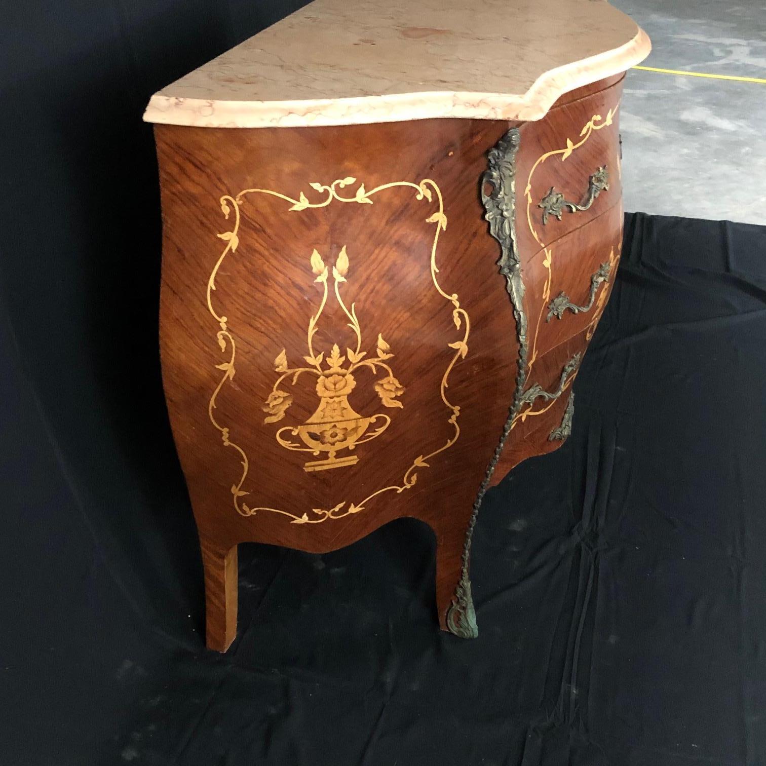 French Louis XV Side Table or Nightstand with Cream Marble Top For Sale 1