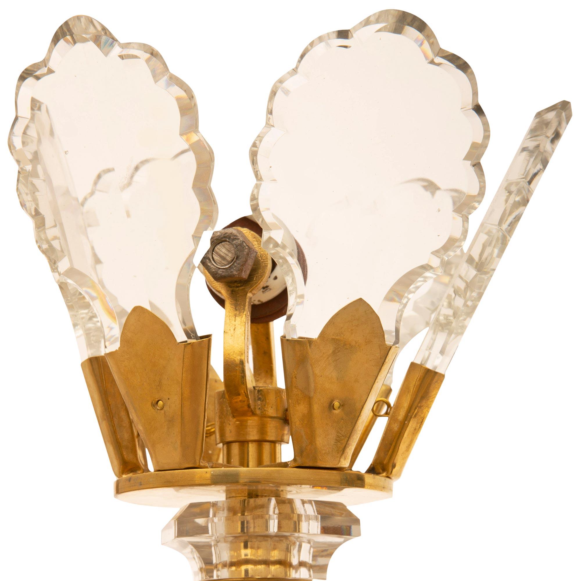 Français Lustre français Louis XV à quinze lumières en cristal de Baccarat en vente