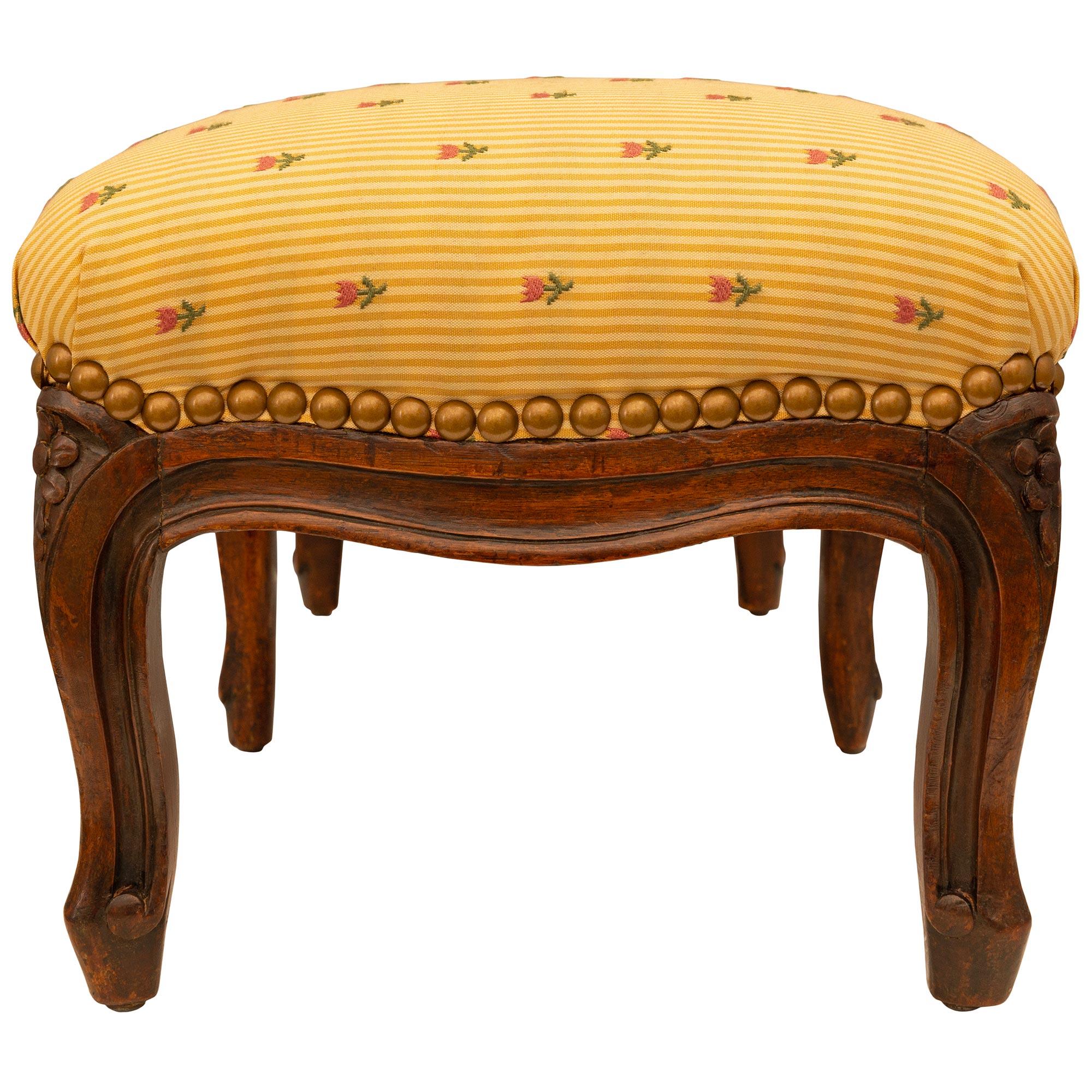 Mahogany French Louis XV St. Mid 19th Century Low Bench For Sale