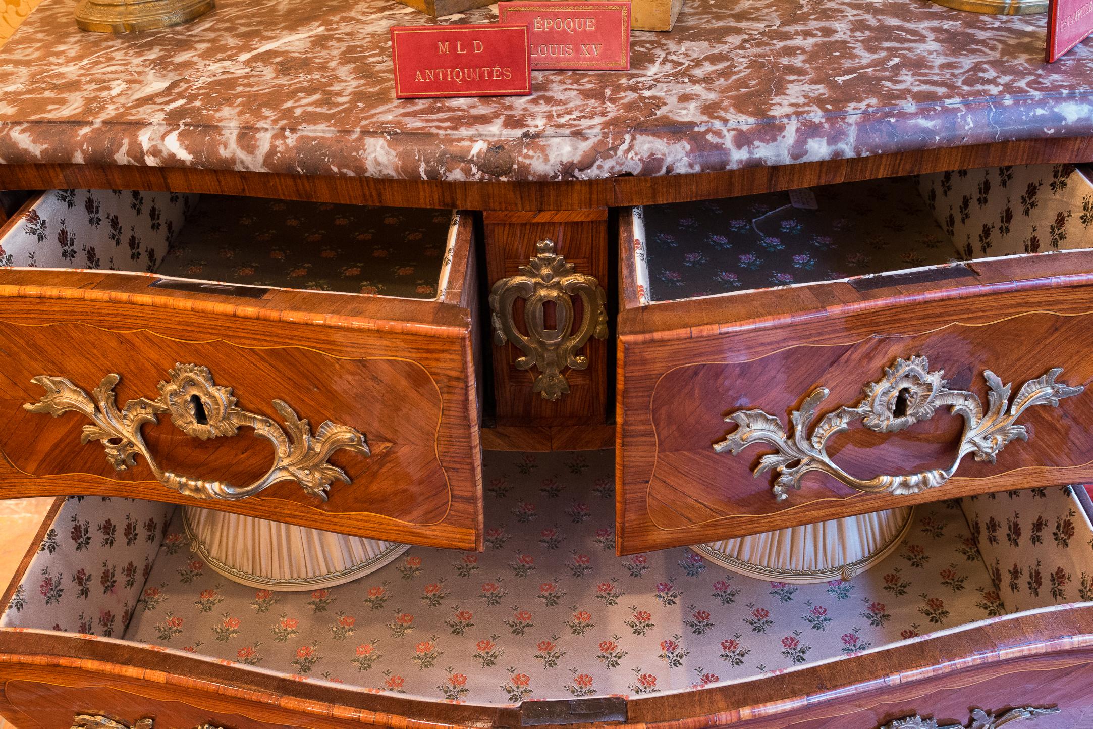 French Louis XV Stamp by Sebastien Vié, Serpentine Marble Top Commode circa 1750 8