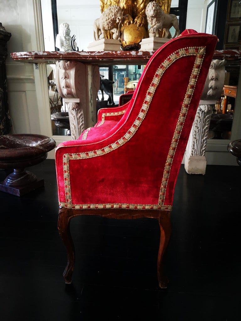 French Louis XV Style Provencal Banquette 'Narrow Settee' For Sale at  1stDibs