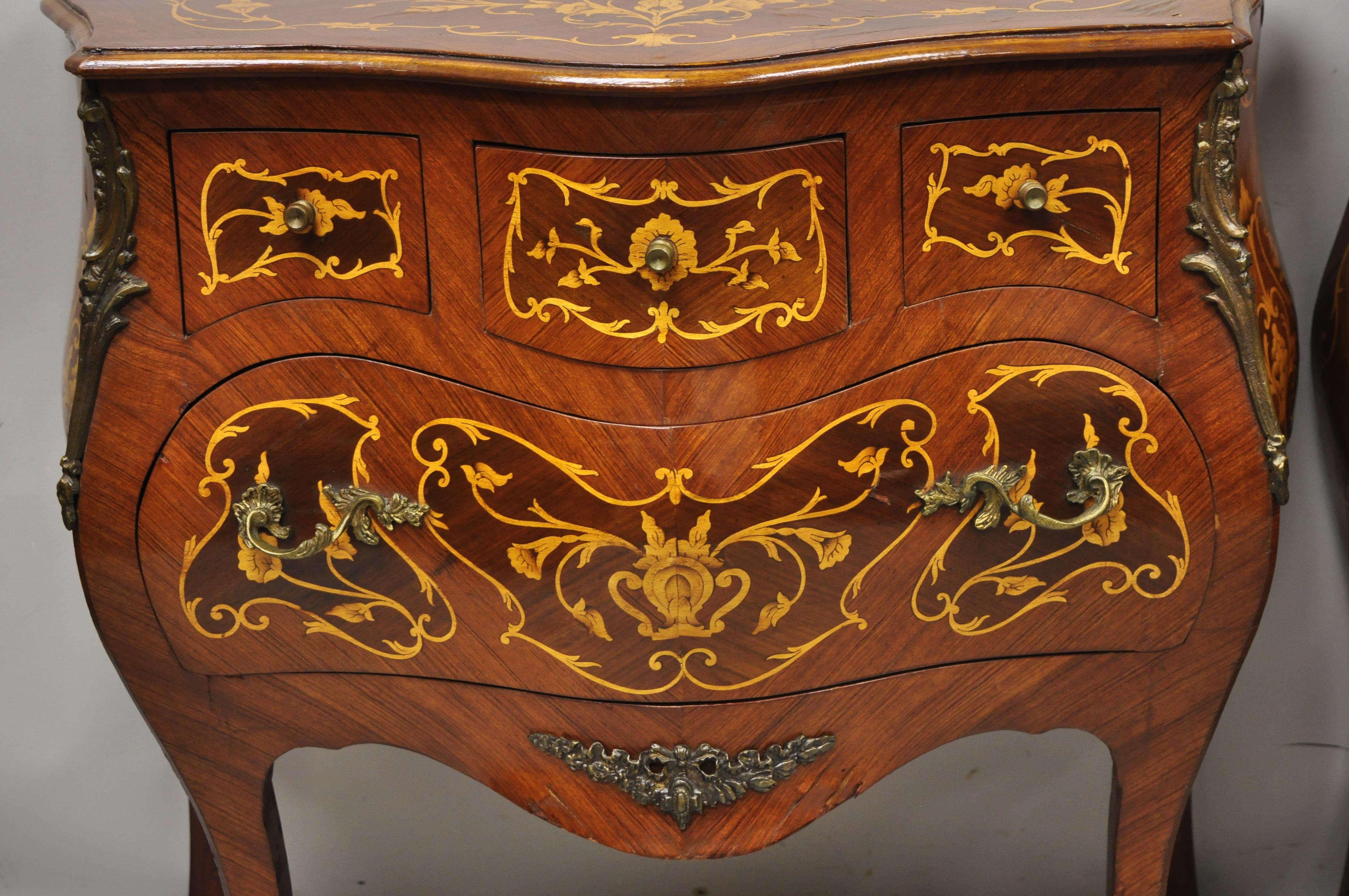 French Louis XV Styl Marquetry Inlay Bombe Commode Chest Bedside Table, a Pair 6
