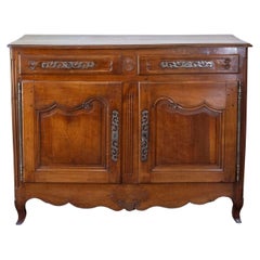 French Louis XV Style 1850s Walnut Buffet with Carved Décor, Drawers and Doors