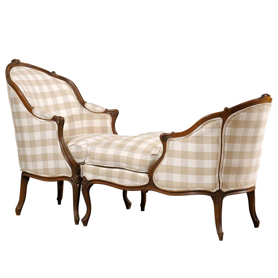 French Louis XV Style 1850s Walnut Duchesse Brisée Upholstered Chaise Longue