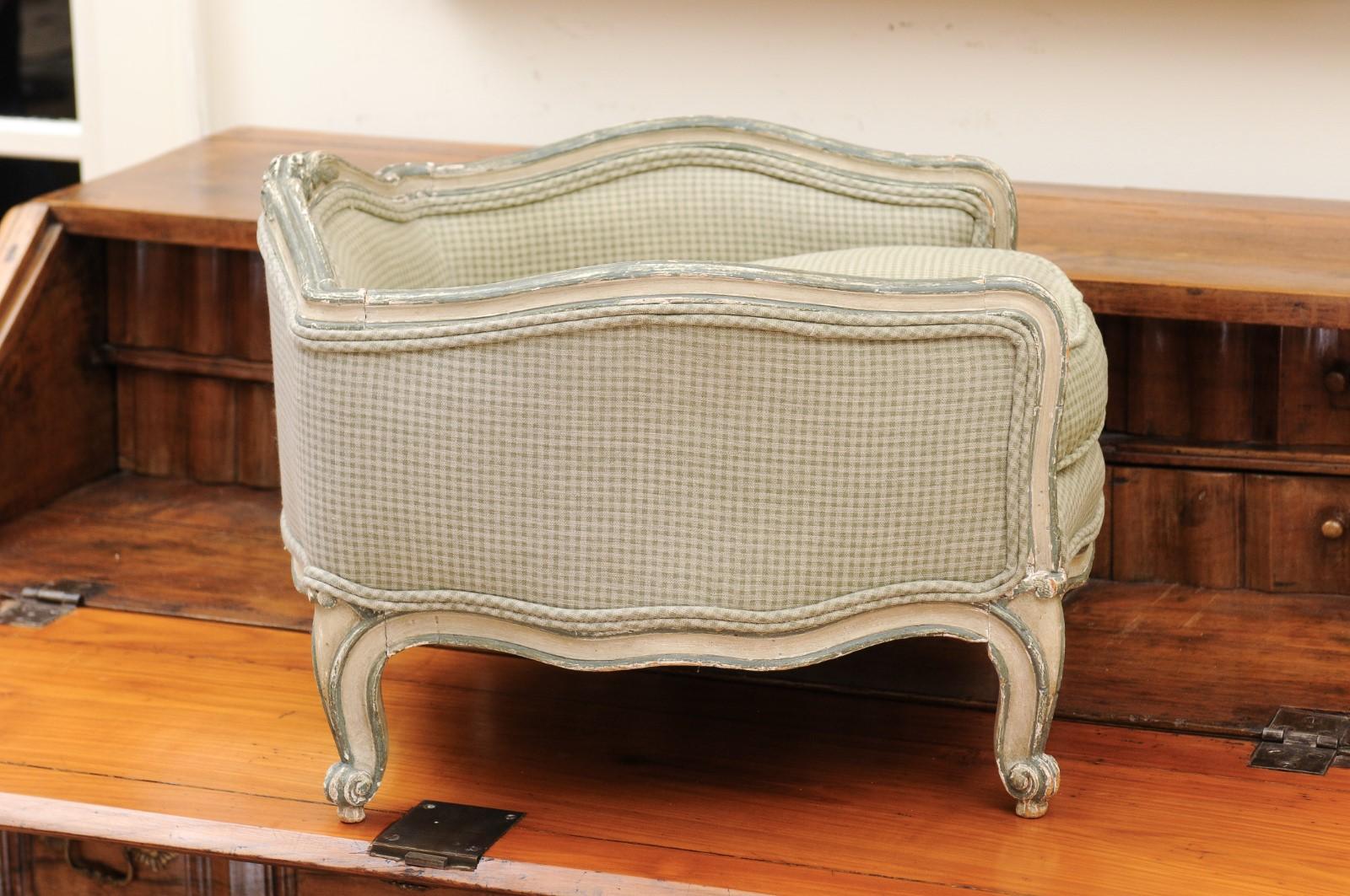 Carved French Louis XV Style 1880s Painted Dog Bed with Cabriole Legs and Upholstery