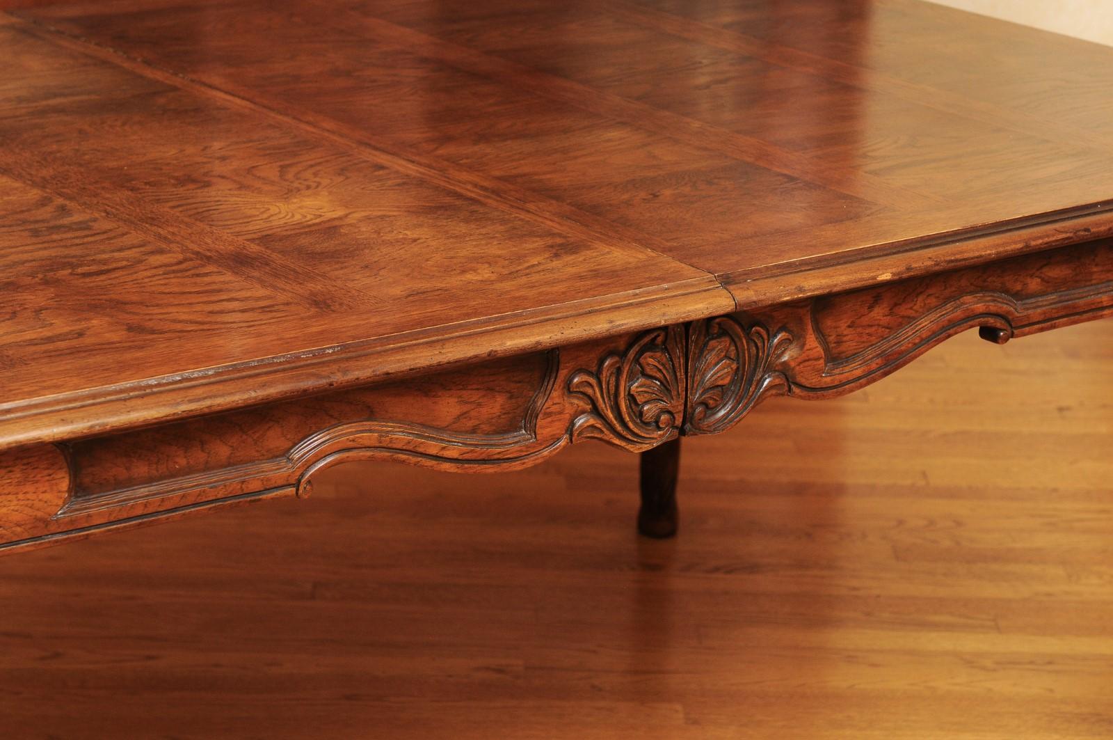 French Louis XV Style 1880s Walnut Extension Dining Table with Two Leaves 14