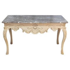 Mesa consola de madera blanqueada estilo Luis XV francés de la década de 1890 con tapa de mármol gris