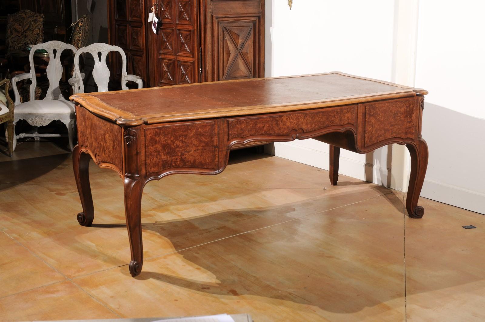 French Louis XV Style 19th Century Burr Walnut and Leather Top Four-Drawer Desk For Sale 9
