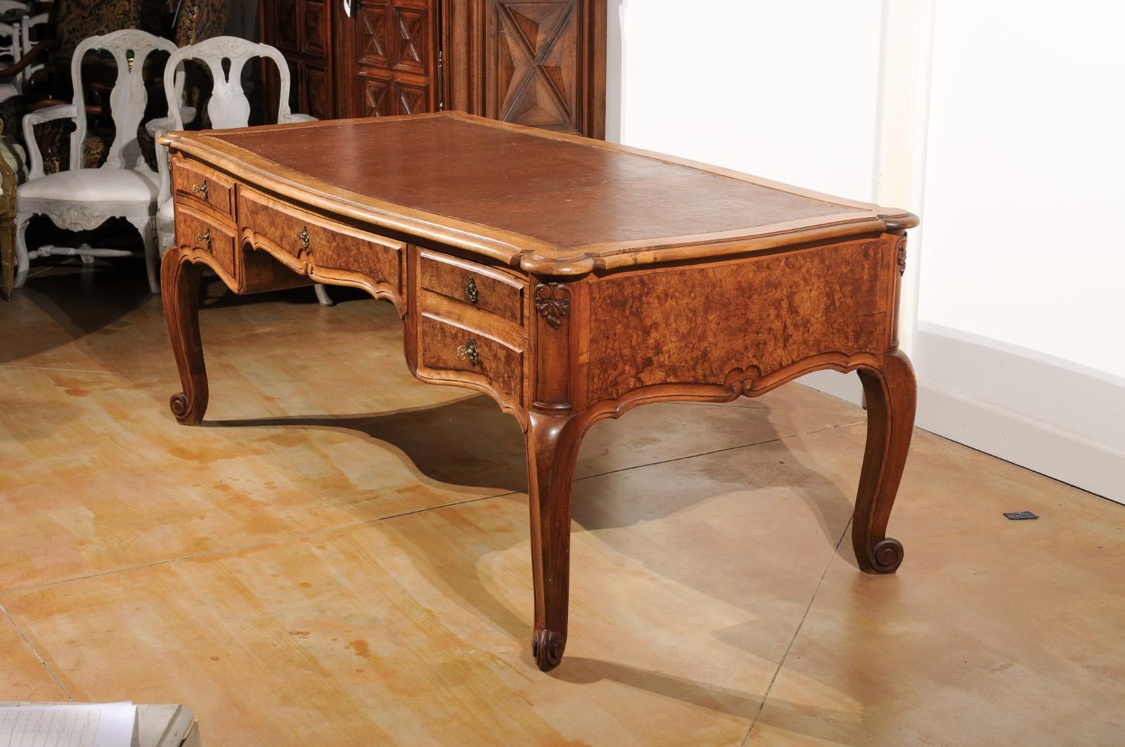 French Louis XV Style 19th Century Burr Walnut and Leather Top Four-Drawer Desk For Sale 11