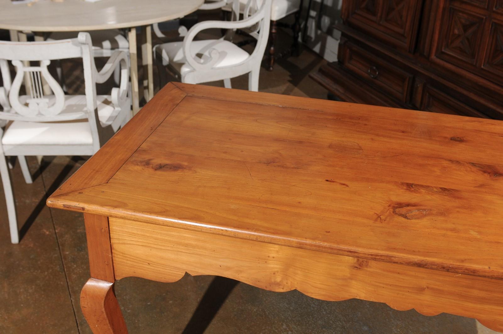 French Louis XV Style 19th Century Cherry Office Table with Lateral Drawers For Sale 6