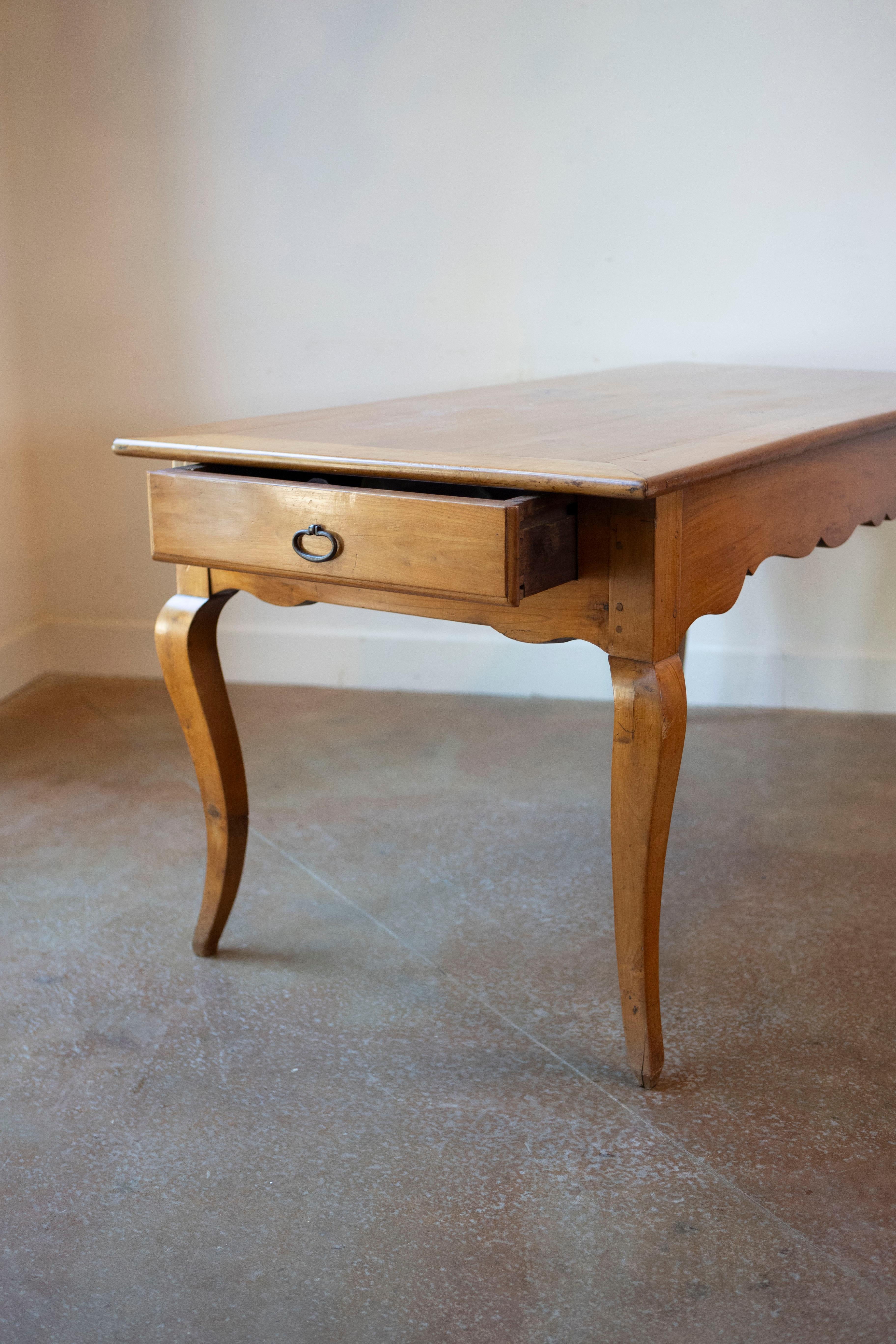 French Louis XV Style 19th Century Cherry Office Table with Lateral Drawers 2