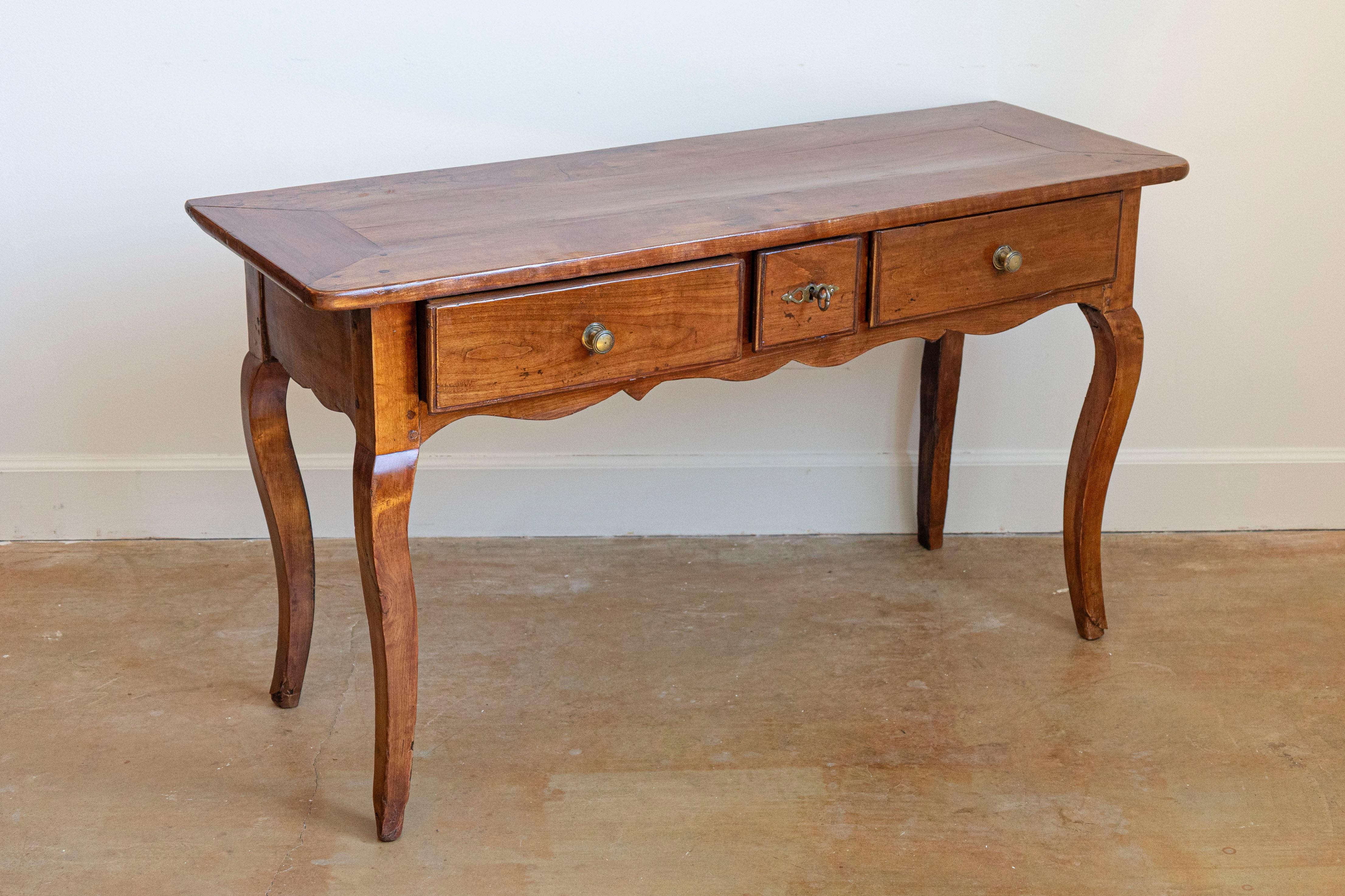 Carved French Louis XV Style 19th Century Walnut Console Table with Three Drawers For Sale