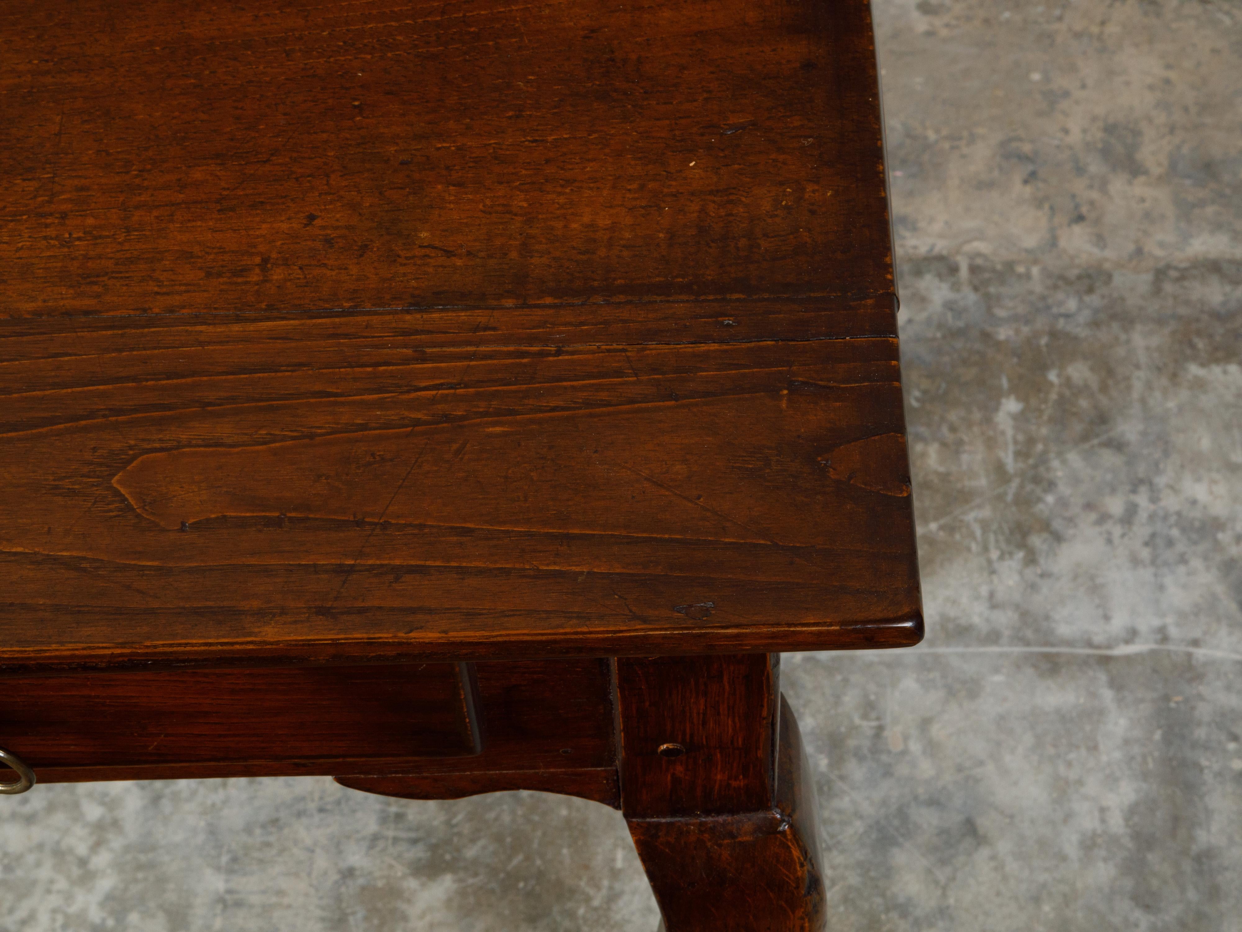 French Louis XV Style 19th Century Walnut Desk with Drawers and Cabriole Legs For Sale 8