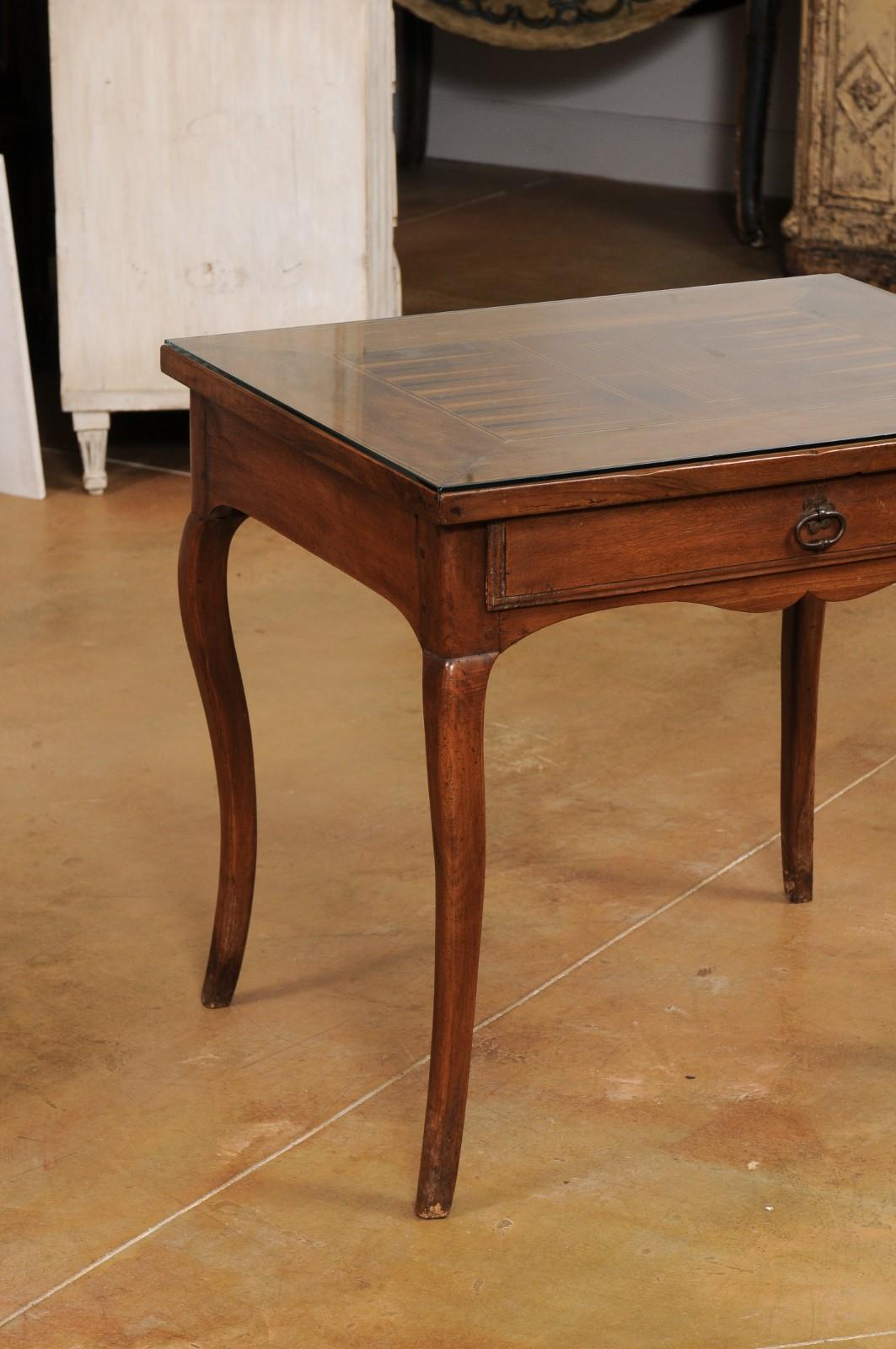 French Louis XV Style 19th Century Walnut Tric Trac Table with Mahogany Inlay In Good Condition For Sale In Atlanta, GA