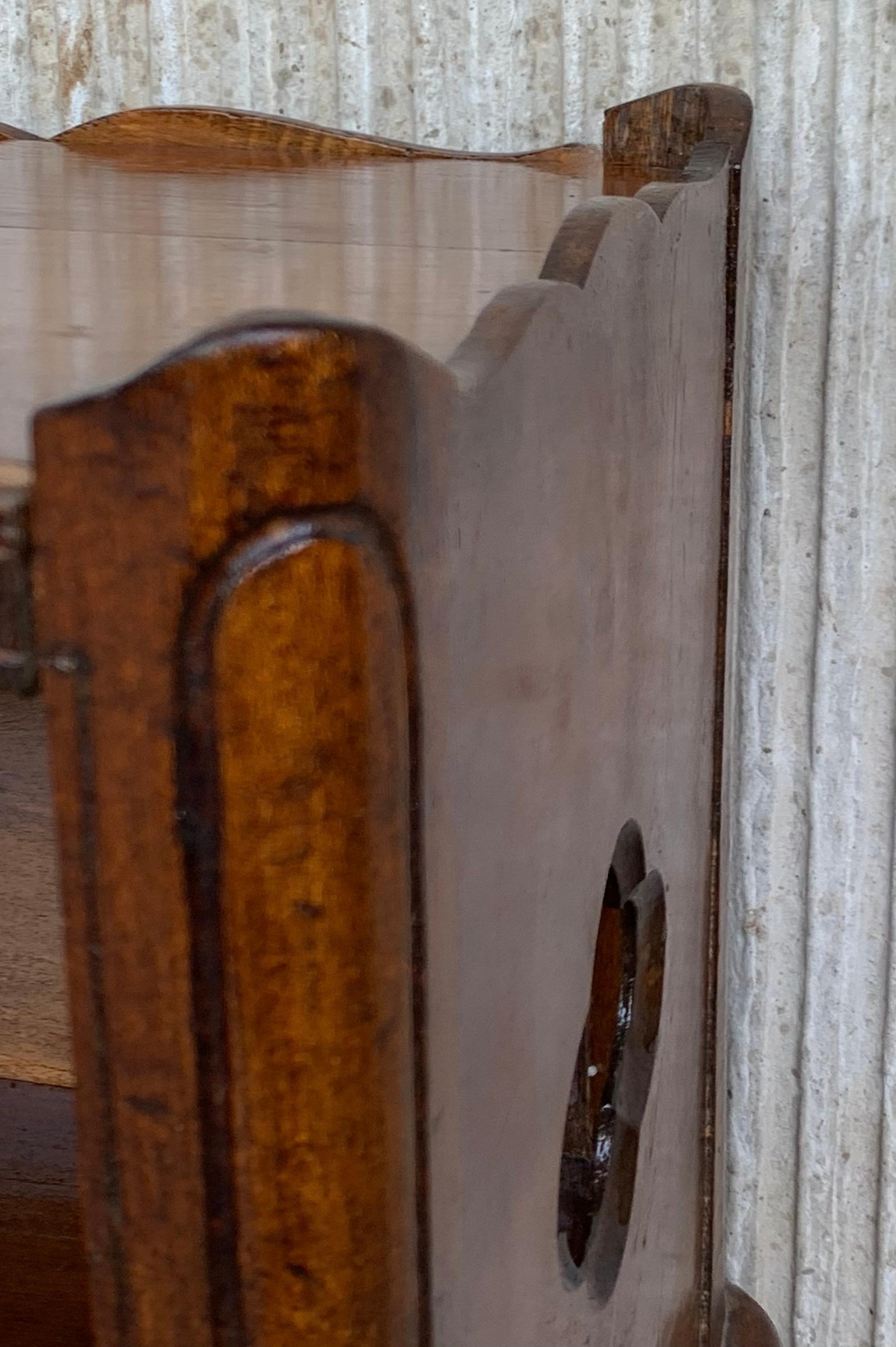 French Louis XV Style 19th Century Wooden Bedside Table with Open Shelf For Sale 2