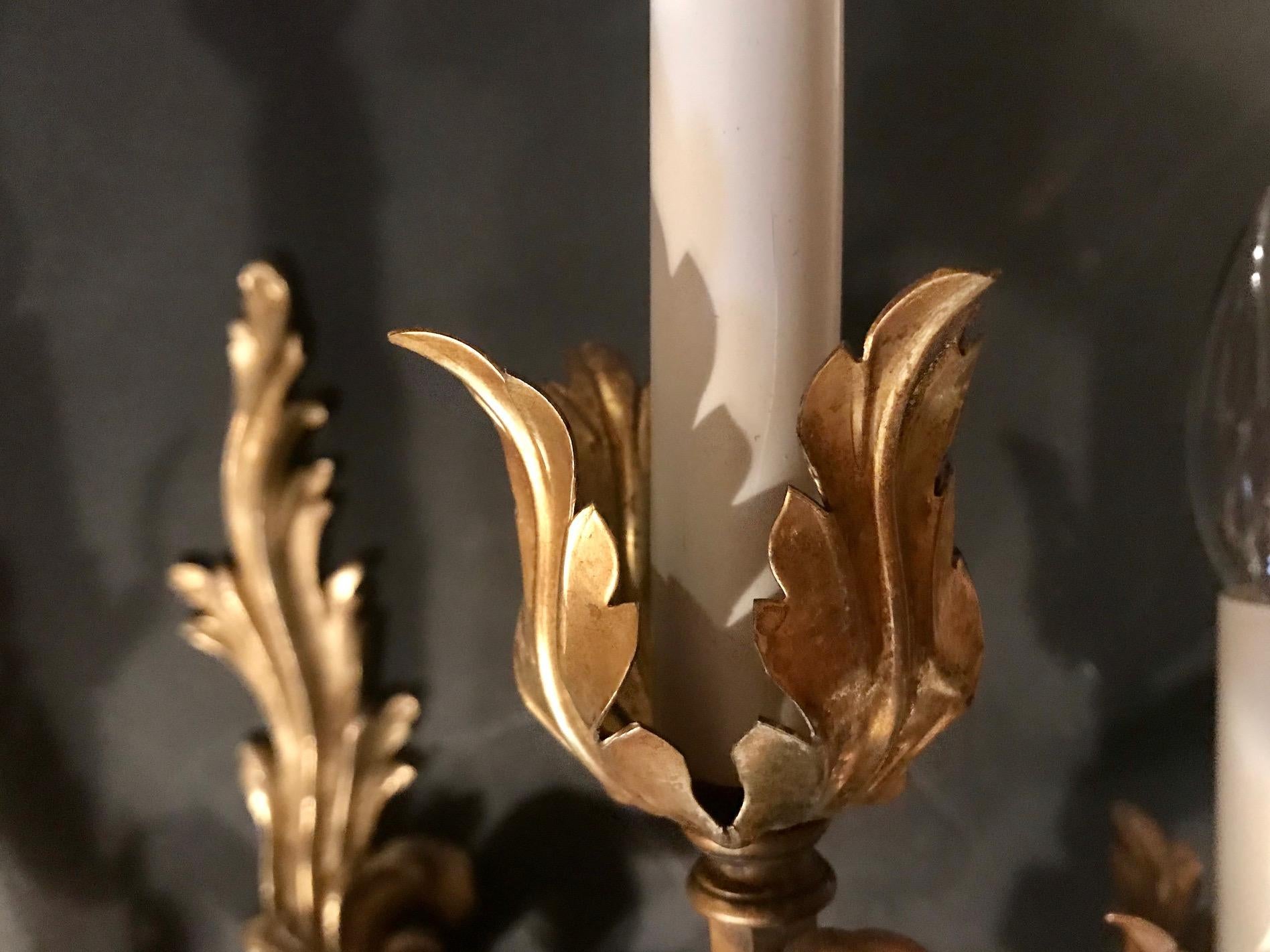 French Louis XV Style 5-Arm Gilt Bronze Sconce, Early 20th Century 5