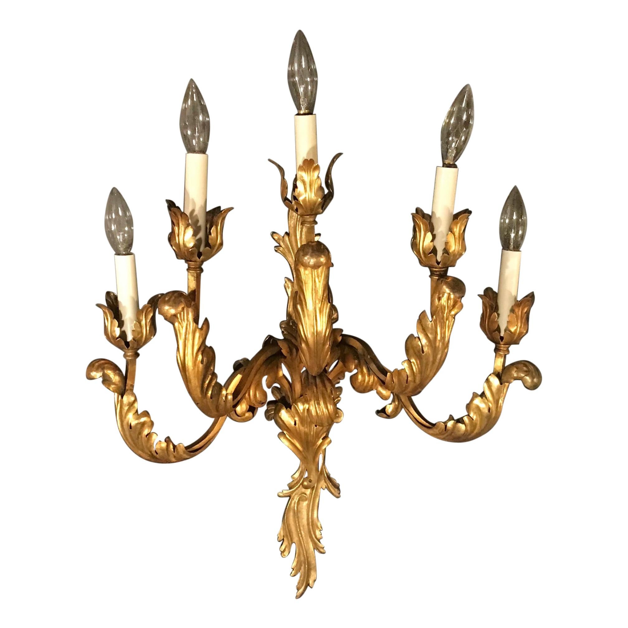 French Louis XV Style 5-Arm Gilt Bronze Sconce, Early 20th Century