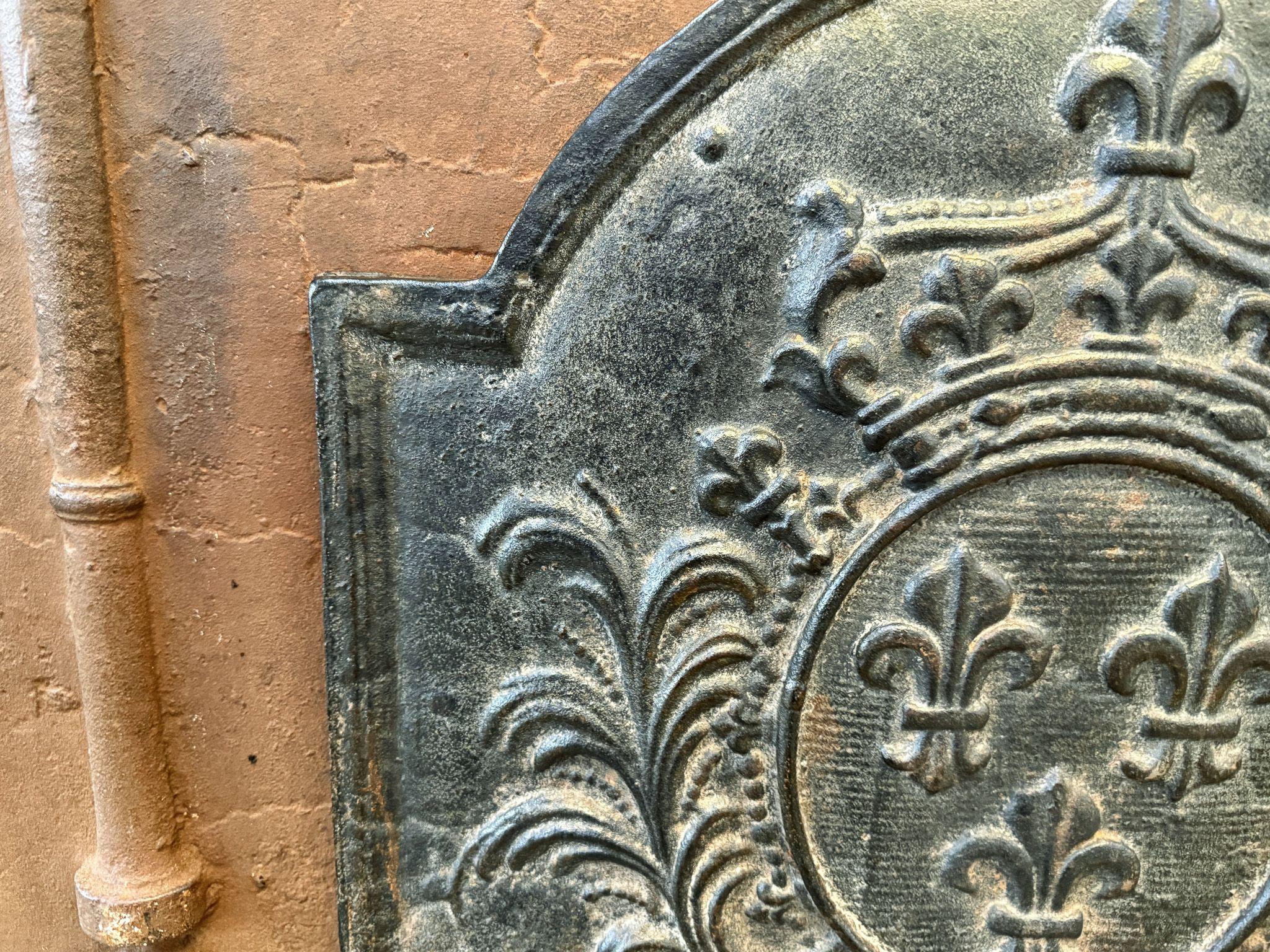 Moulage Plaque de cheminée française de style Louis XV « Arms of France » en vente