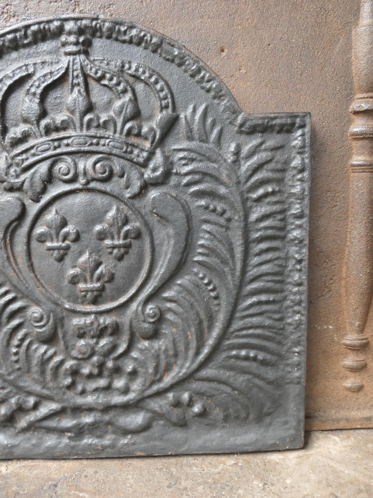 Plaque de cheminée française de style Louis XV « Arms of France » en vente 2