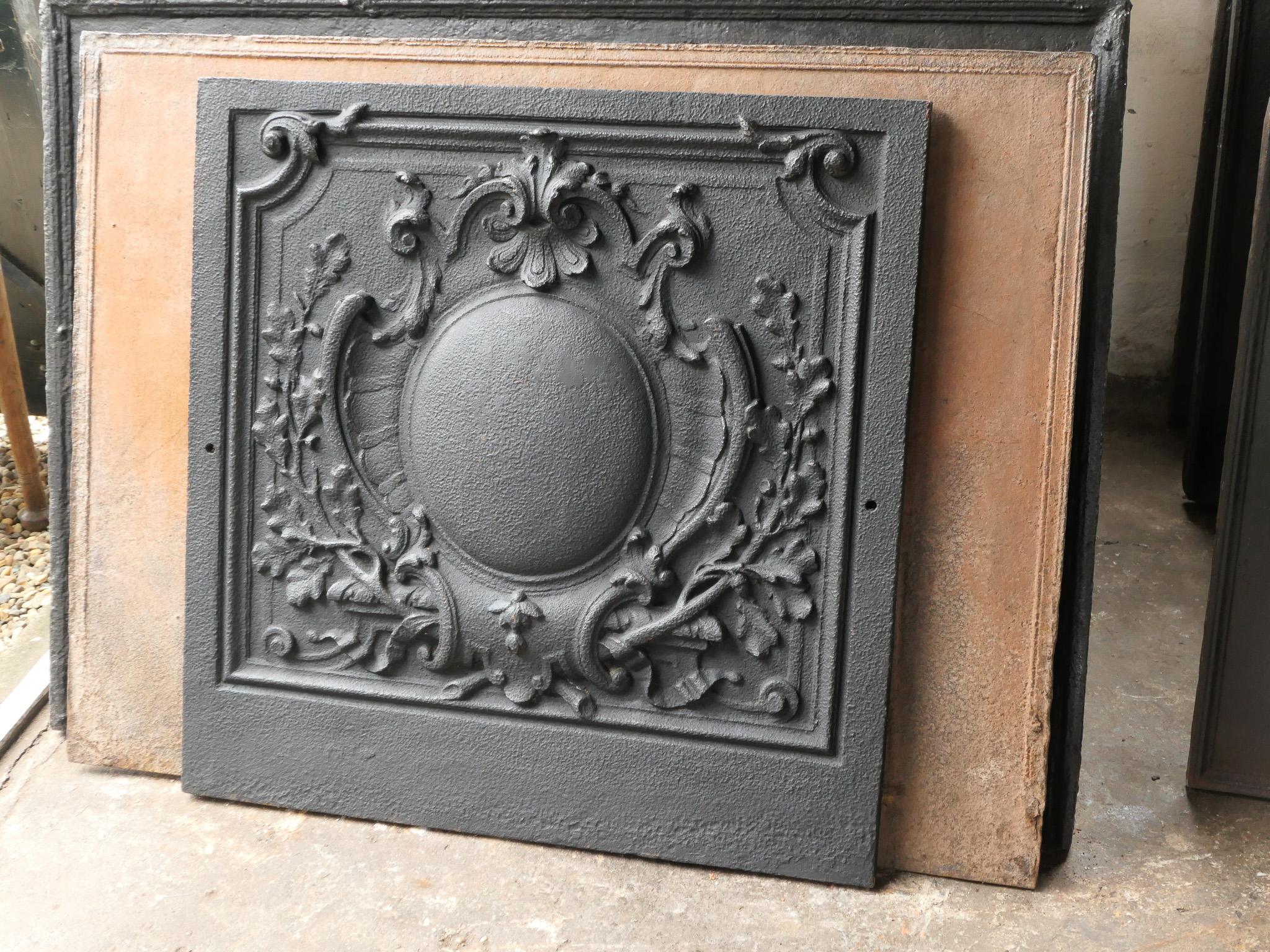 Fer Plaque de cheminée / dosseret de style Louis XV armoiries de France en vente