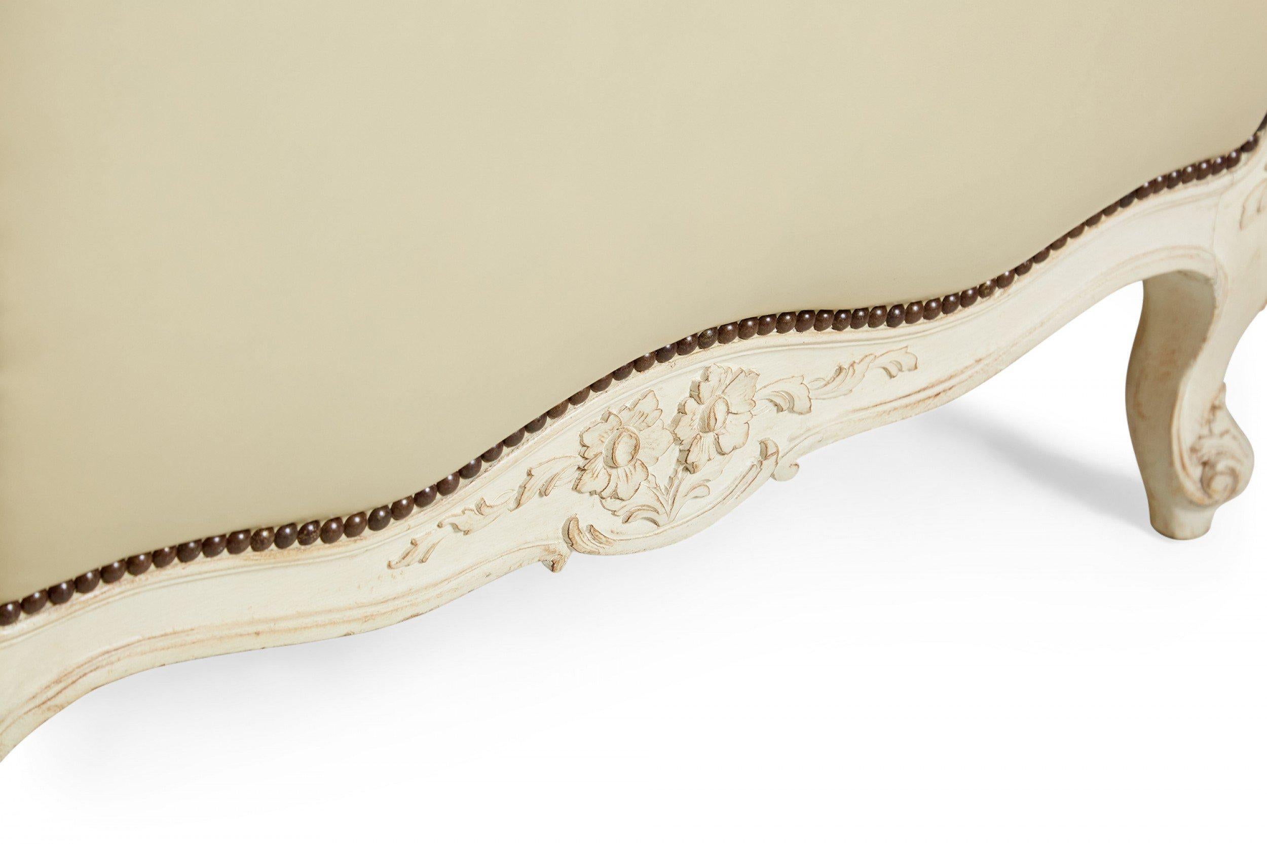 French Louis XV-Style Beige Wooden Leather Upholstered Daybed For Sale 10