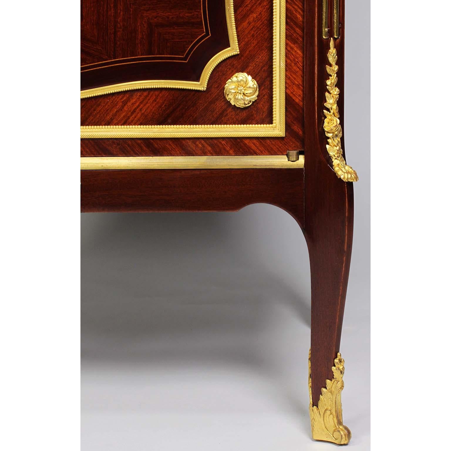 French Louis XV Style Belle Époque Mahogany & Ormolu-Mounted Vitrine Attr. Linke For Sale 9