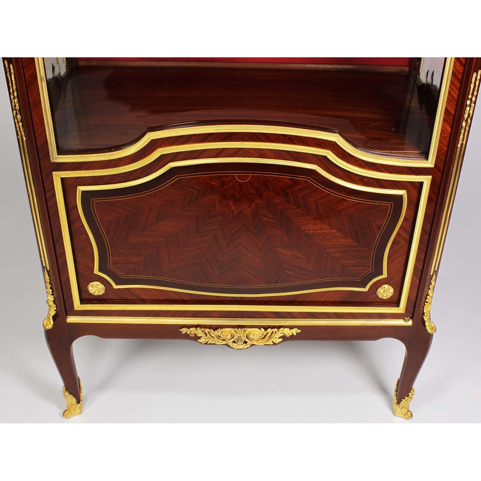 French Louis XV Style Belle Époque Mahogany & Ormolu-Mounted Vitrine Attr. Linke For Sale 13