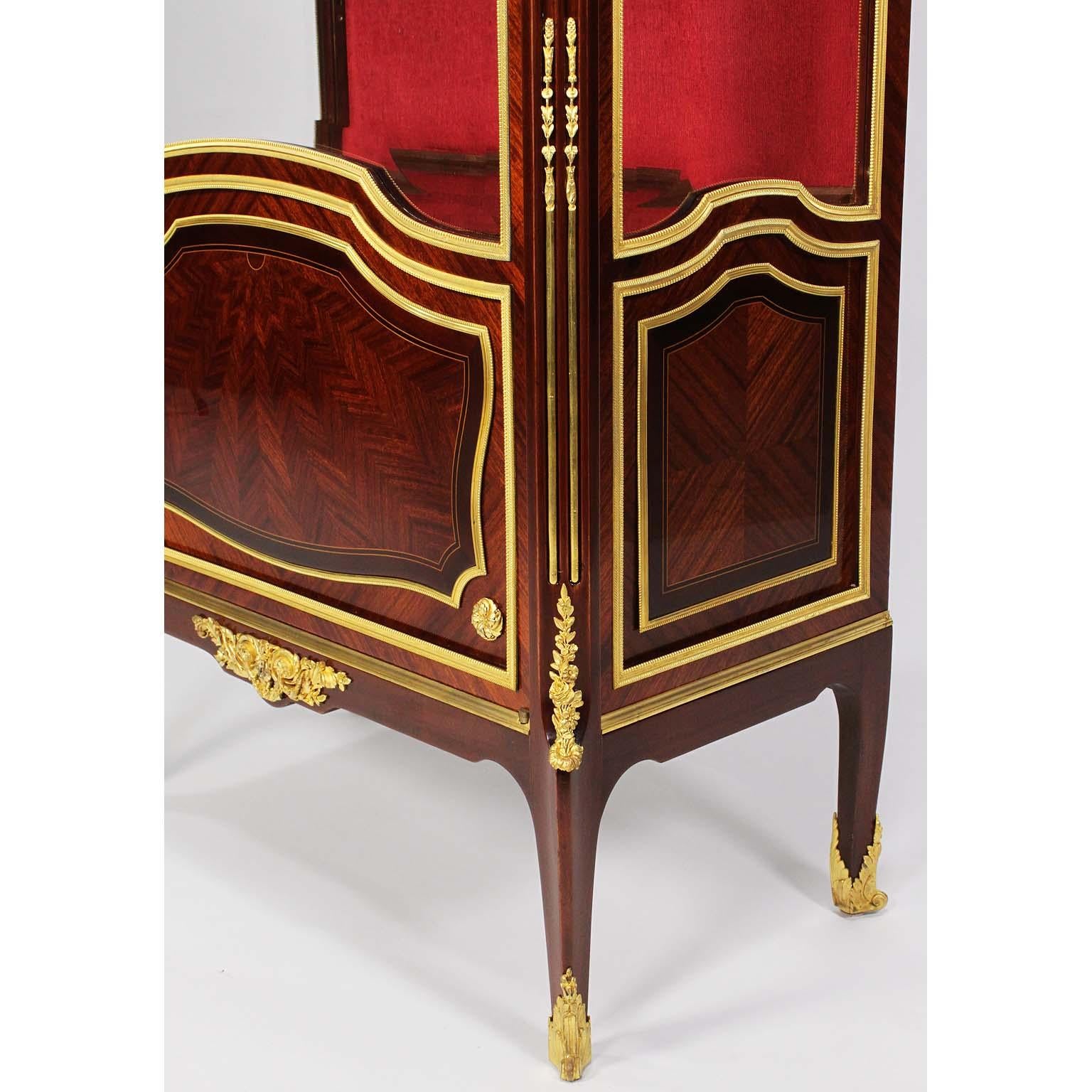 French Louis XV Style Belle Époque Mahogany & Ormolu-Mounted Vitrine Attr. Linke For Sale 4