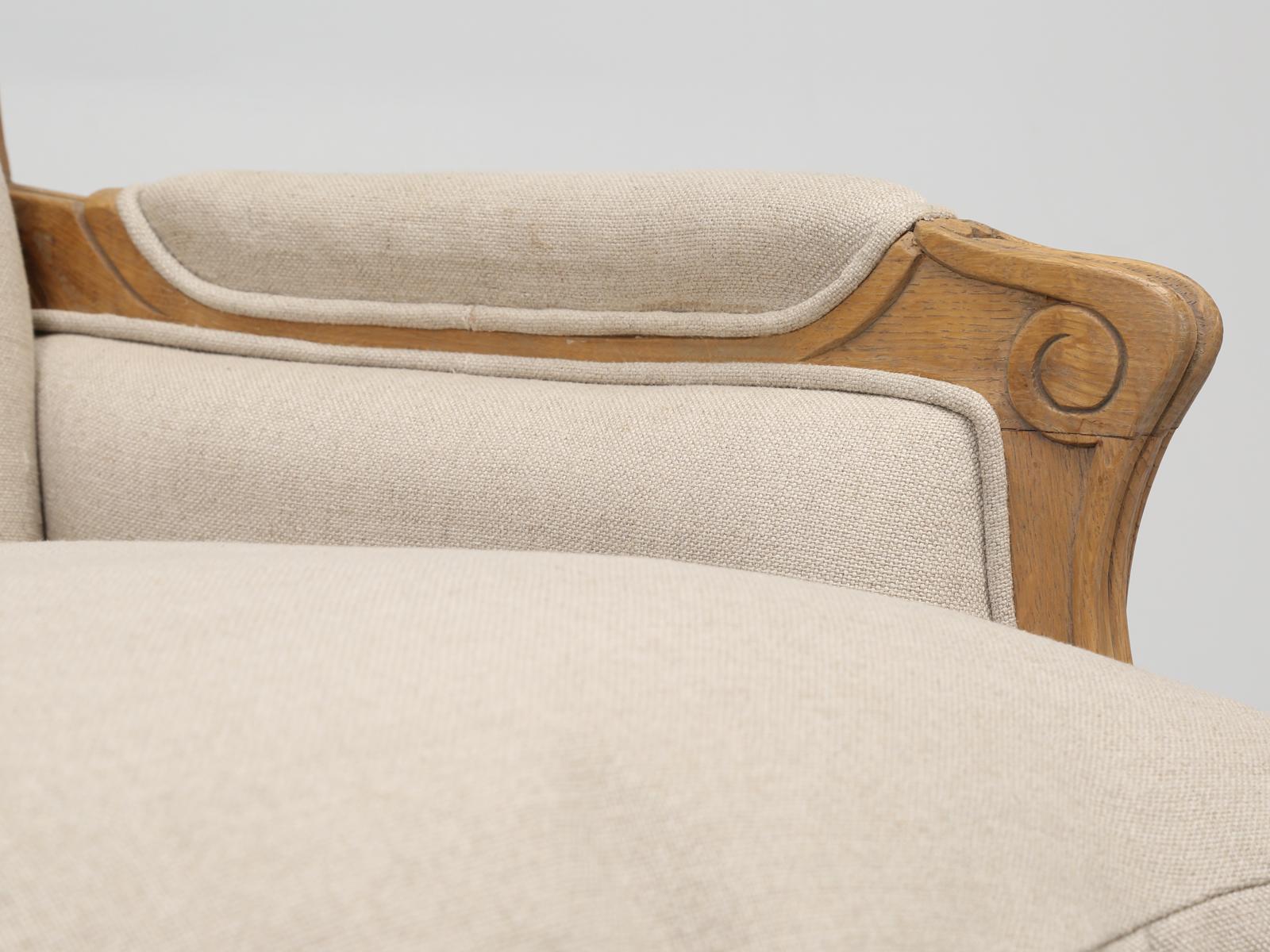 French Louis XV Style Bergère Chair and Ottoman in natural White Oak In Good Condition In Chicago, IL